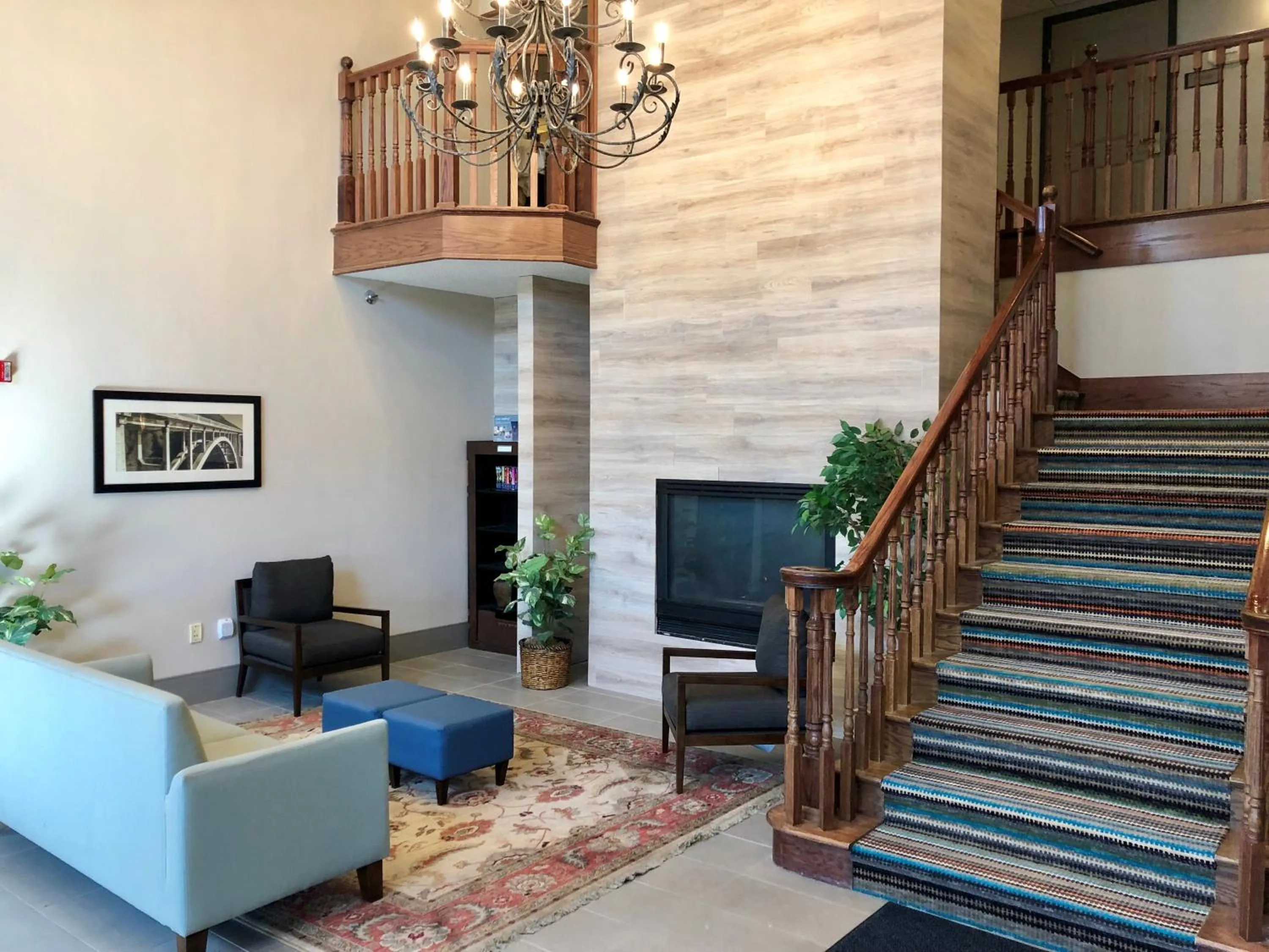 Lobby or reception in Country Inn & Suites by Radisson Bismarck Waterpark