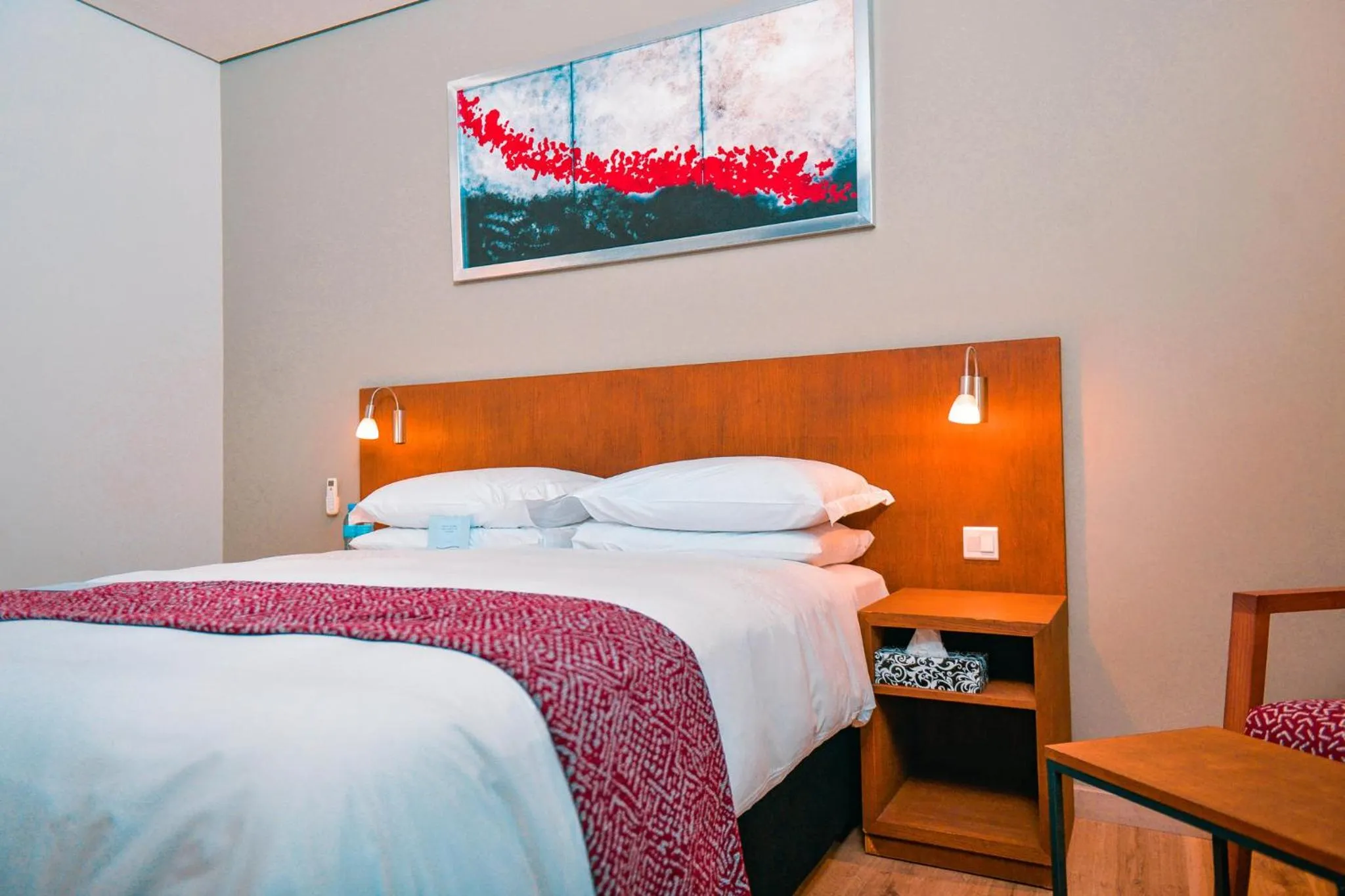 Photo of the whole room, Bed in Crowne Plaza - Dar Es Salaam by IHG