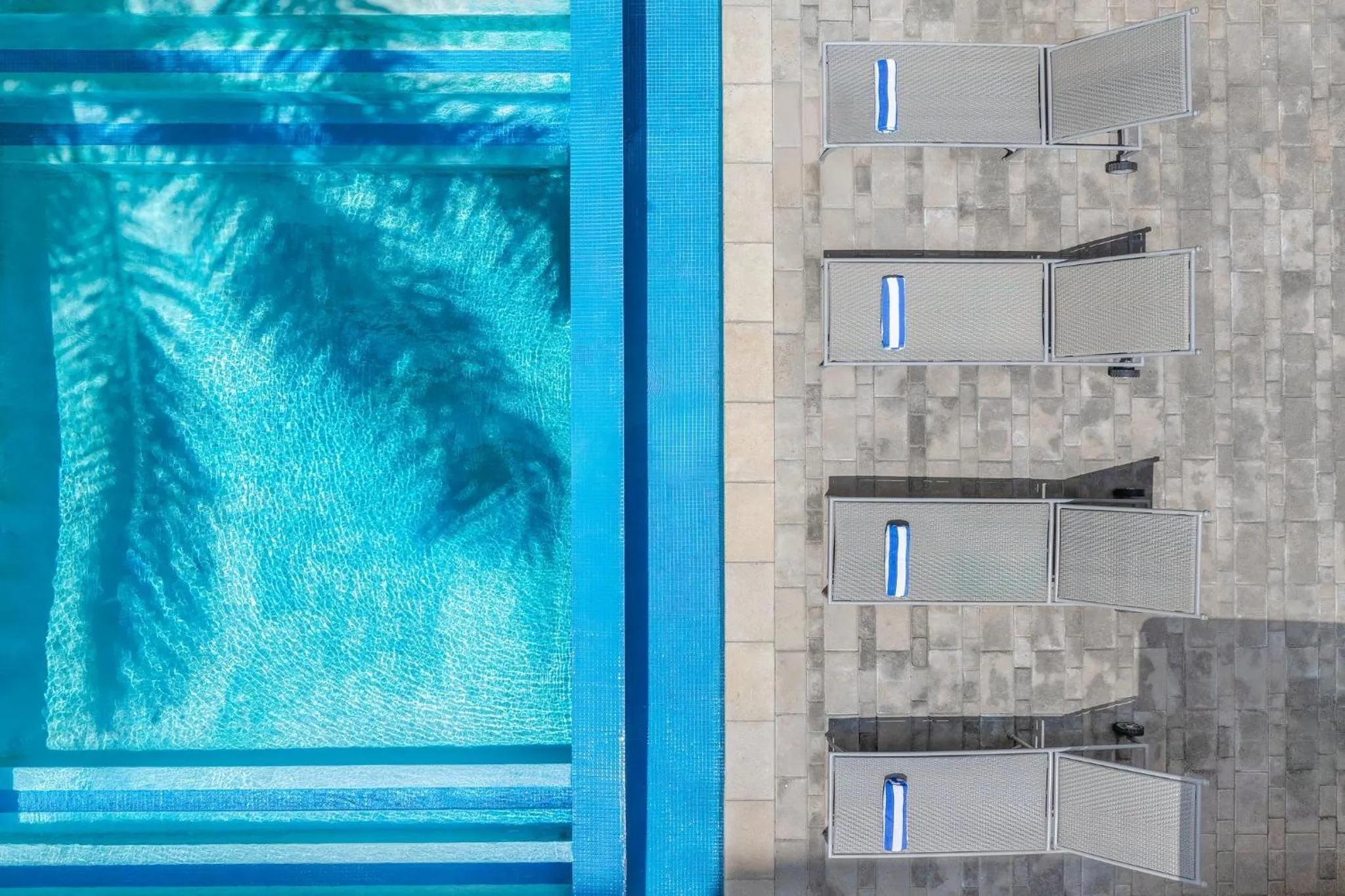 Swimming pool in Crowne Plaza - Dar Es Salaam by IHG