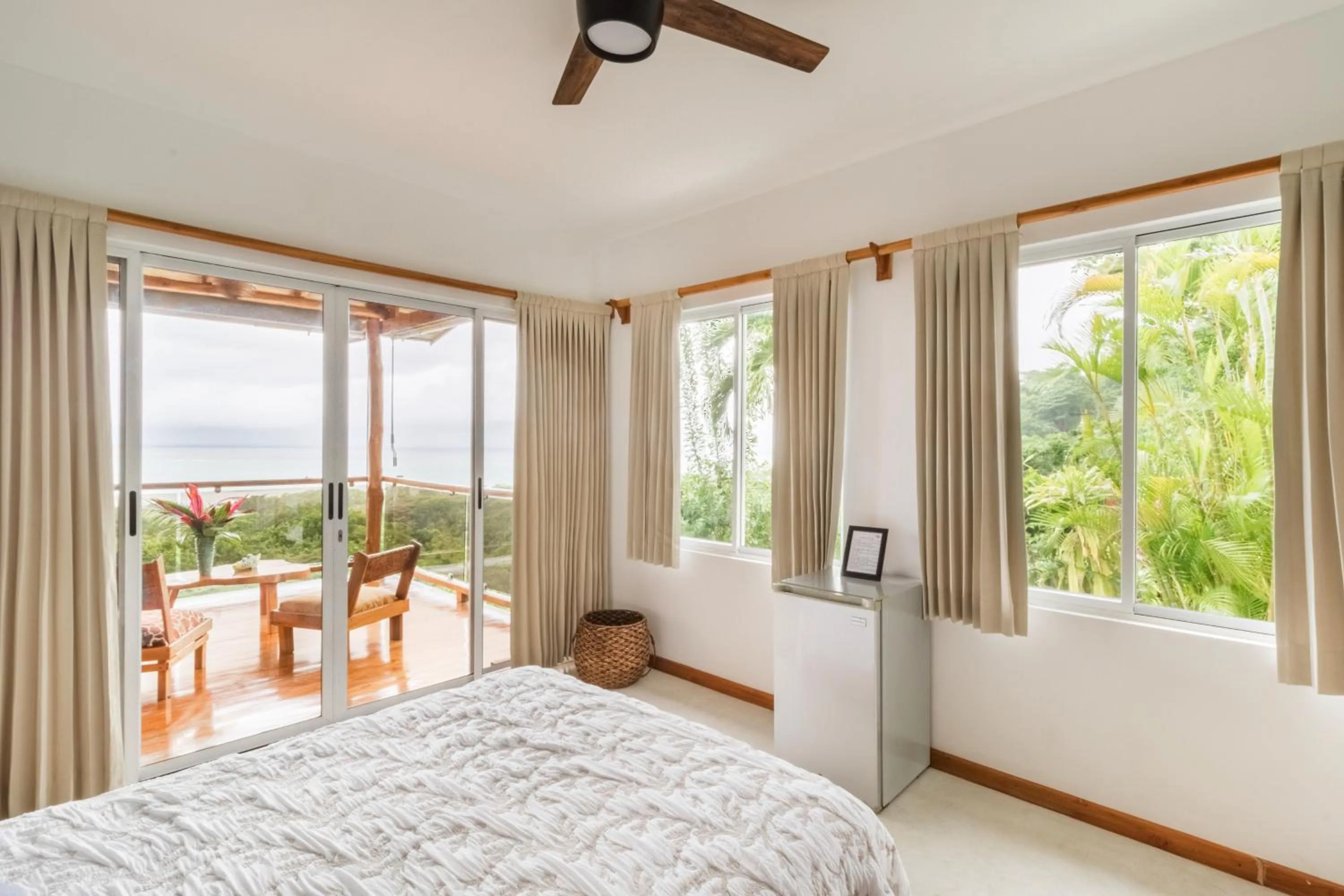 Bedroom in Vista Naranja Ocean View House