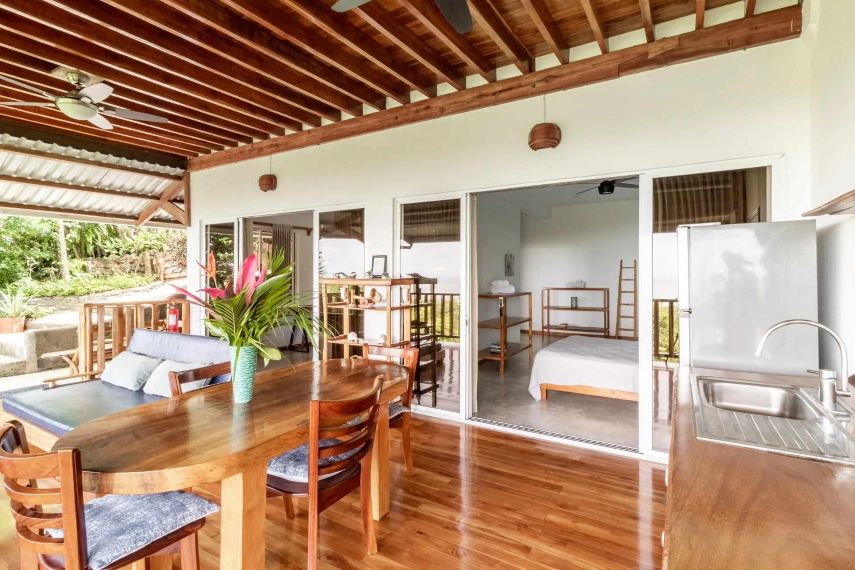 Living room in Vista Naranja Ocean View House