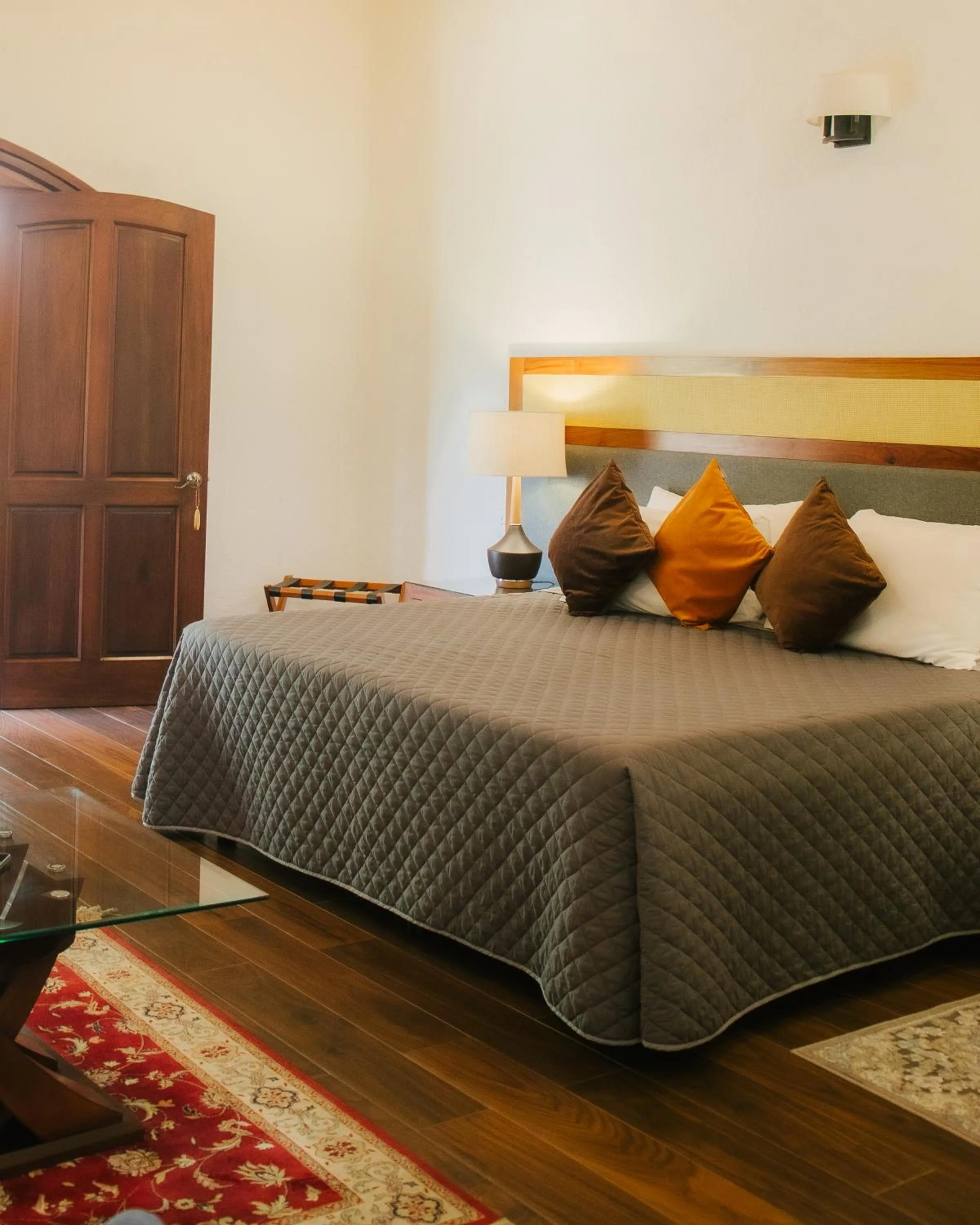 Bed in La Buena Vibra Wellness Resort & Spa