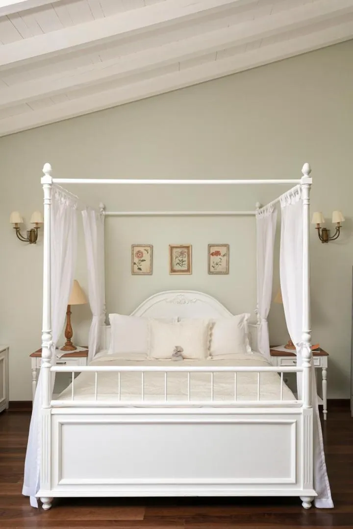 Bed in Casa Lavanda Boutique Hotel