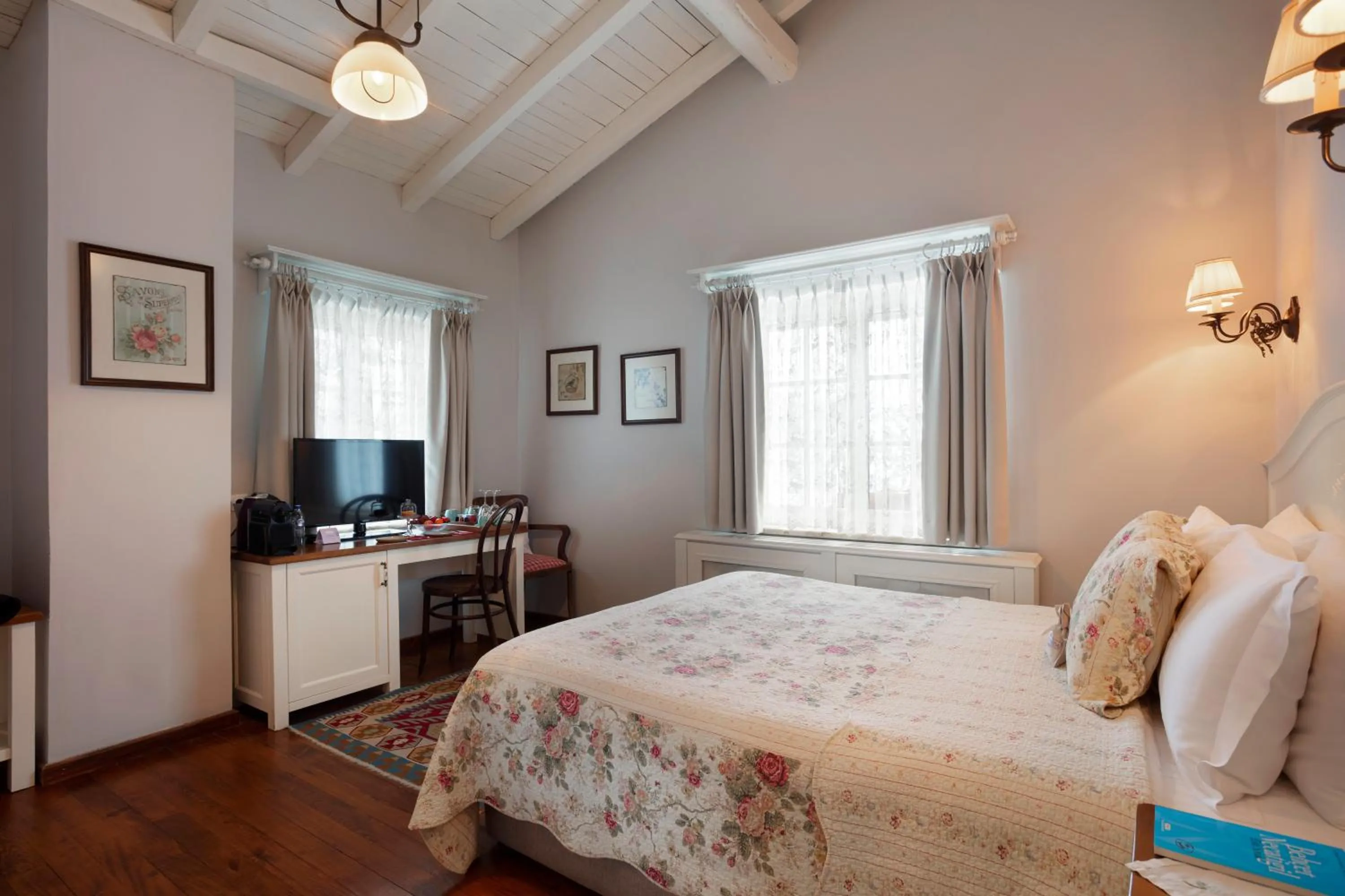 Bed in Casa Lavanda Boutique Hotel