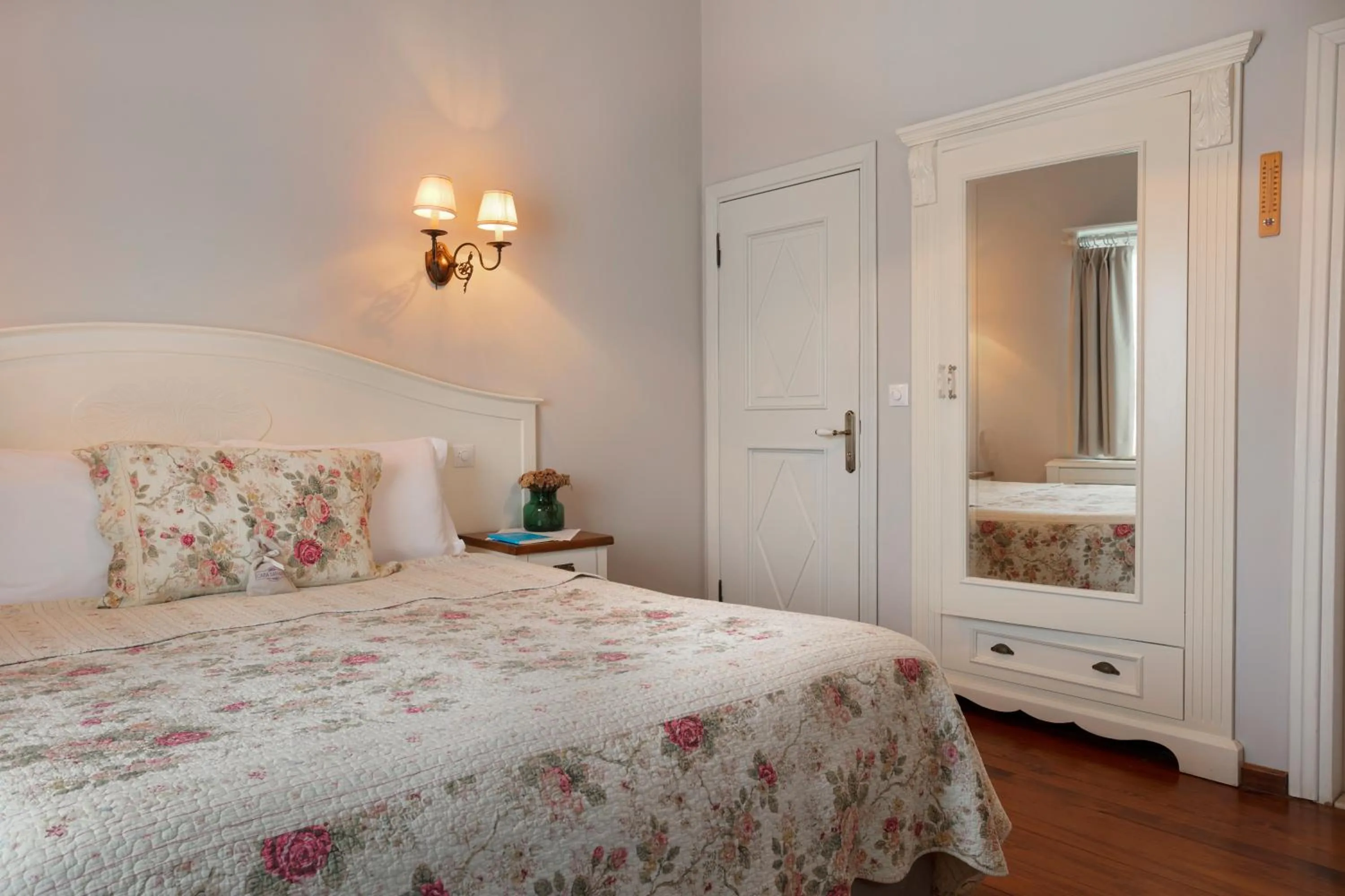 Bed in Casa Lavanda Boutique Hotel