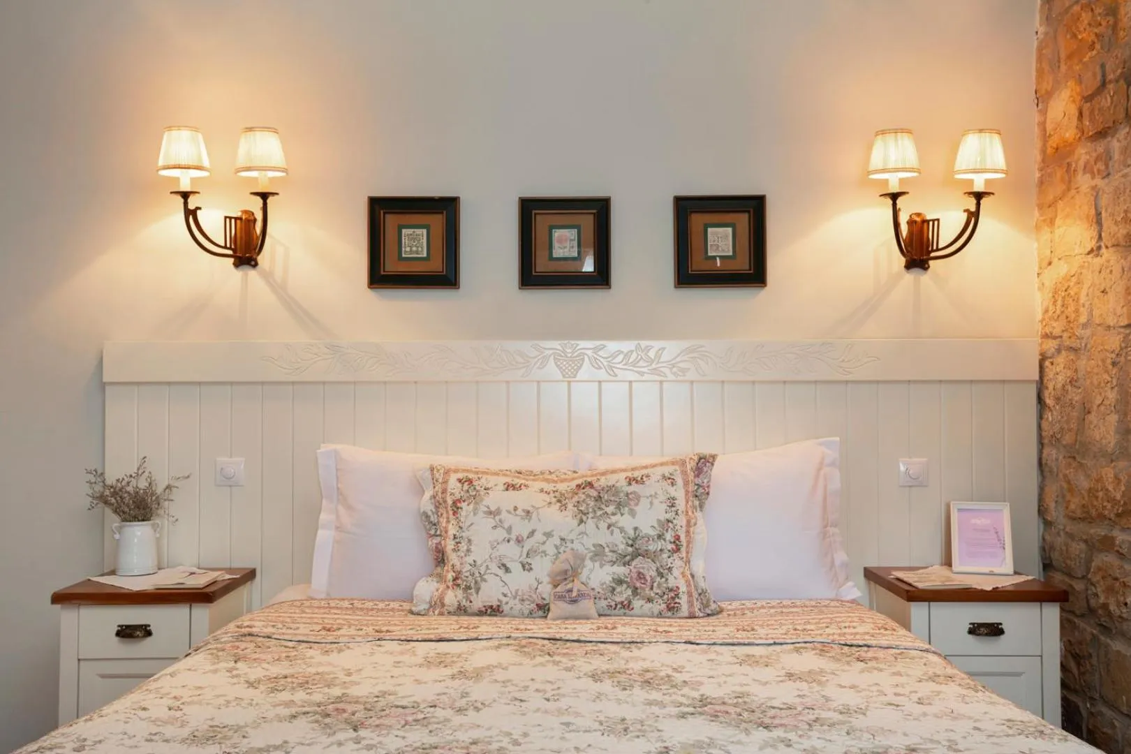 Bed in Casa Lavanda Boutique Hotel