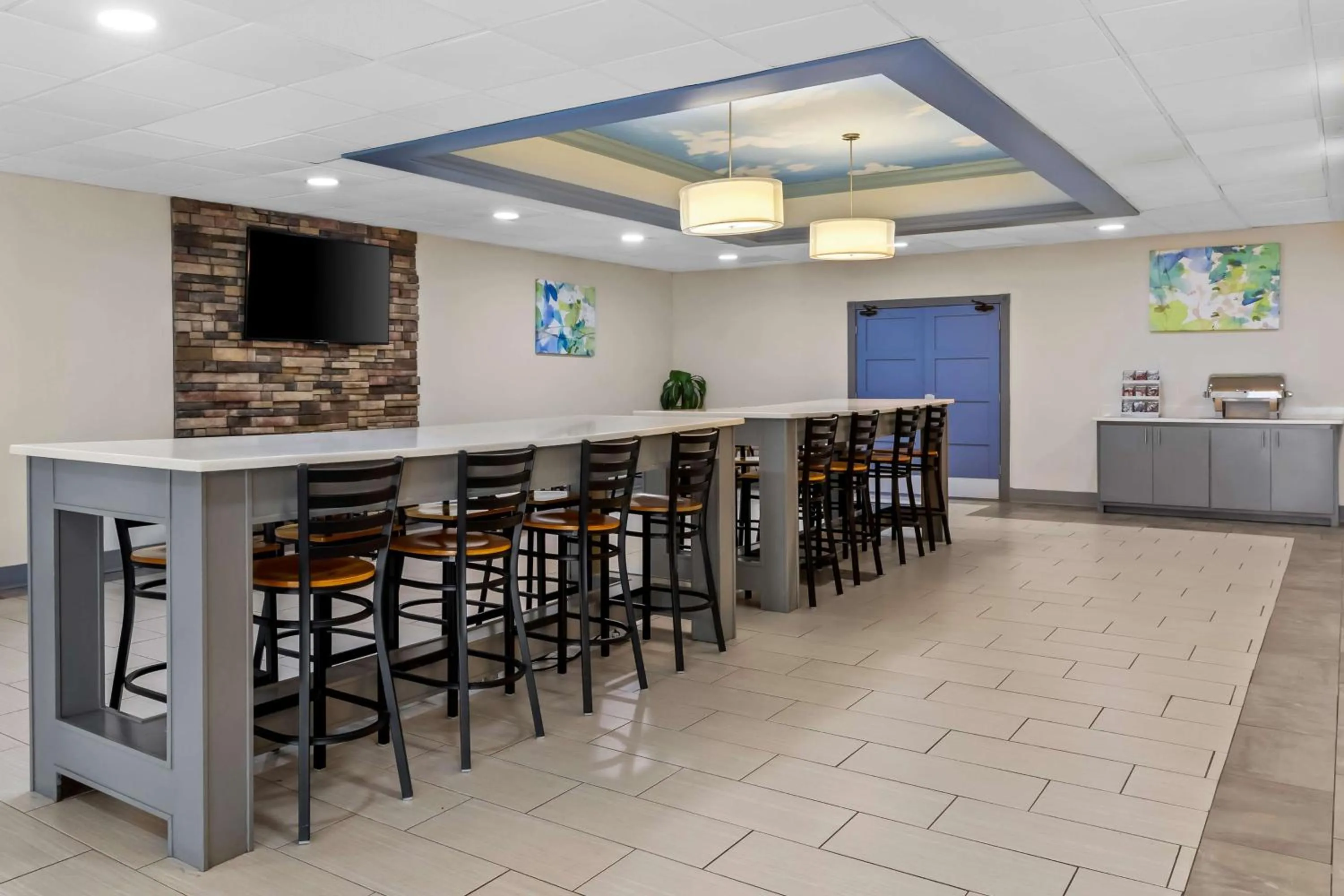 Breakfast in Best Western Atlanta Cumberland Galleria Hotel