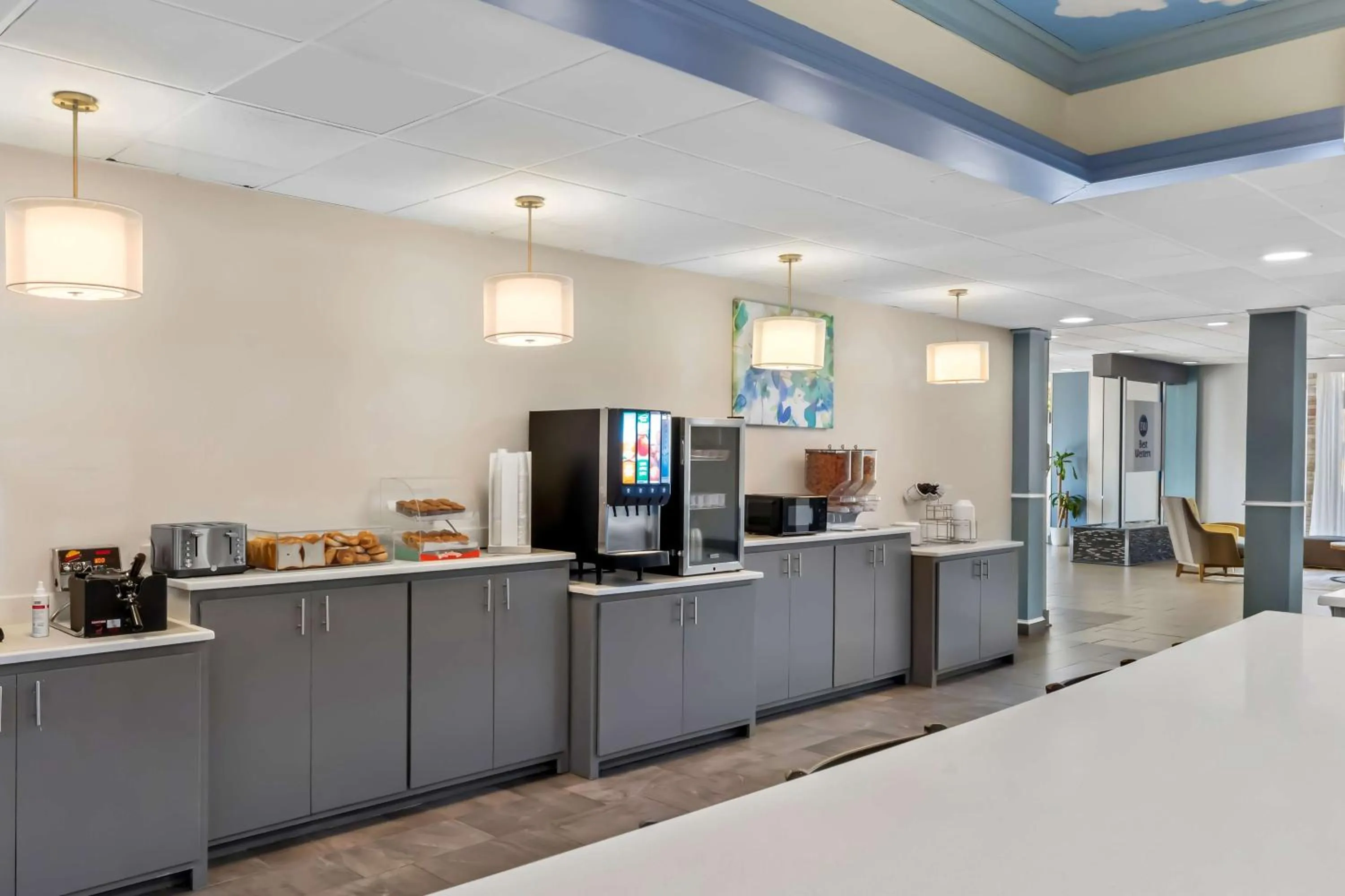 Breakfast in Best Western Atlanta Cumberland Galleria Hotel