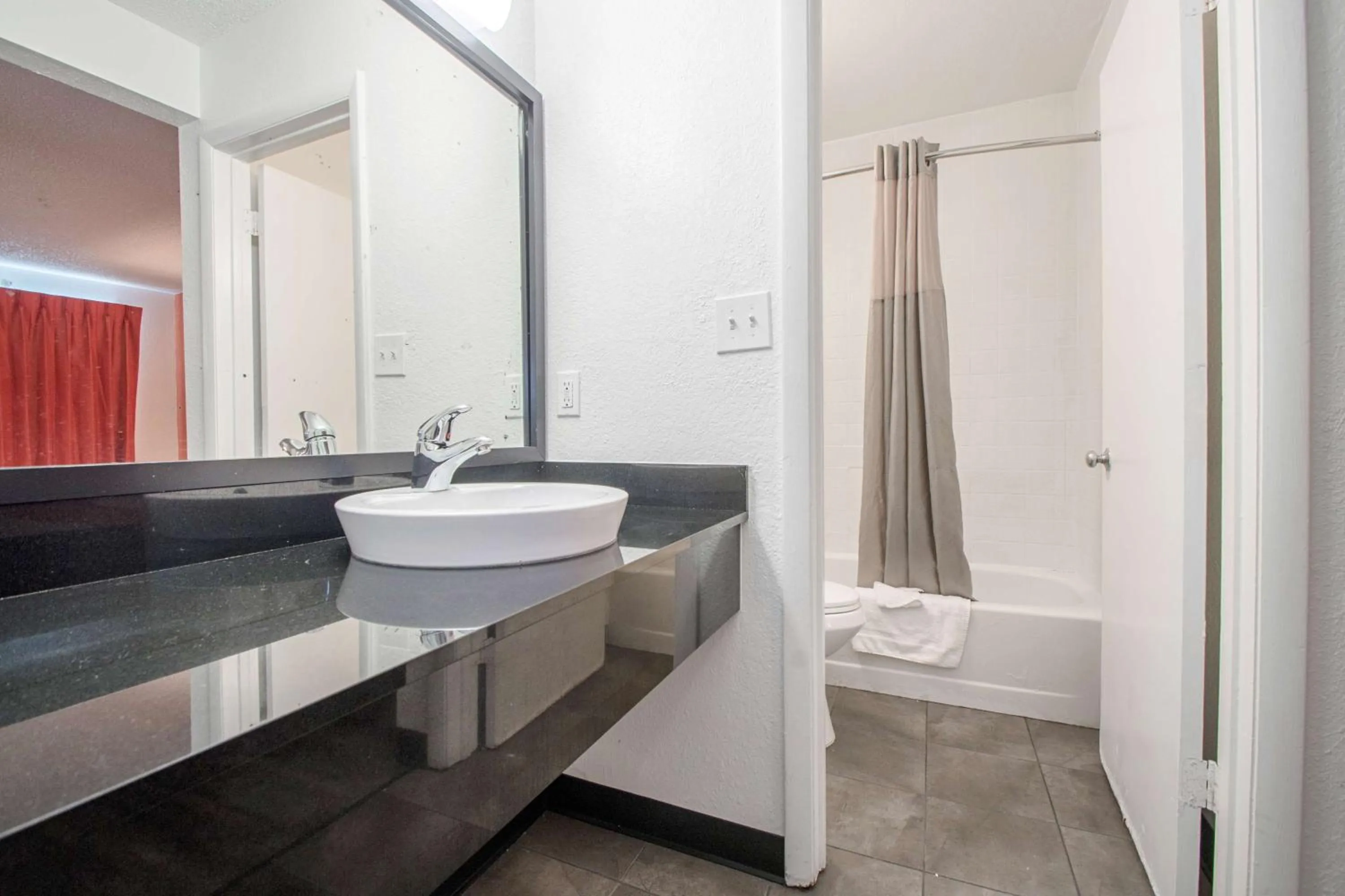 Shower in Motel 6-Norcross, GA - Atlanta Northeast