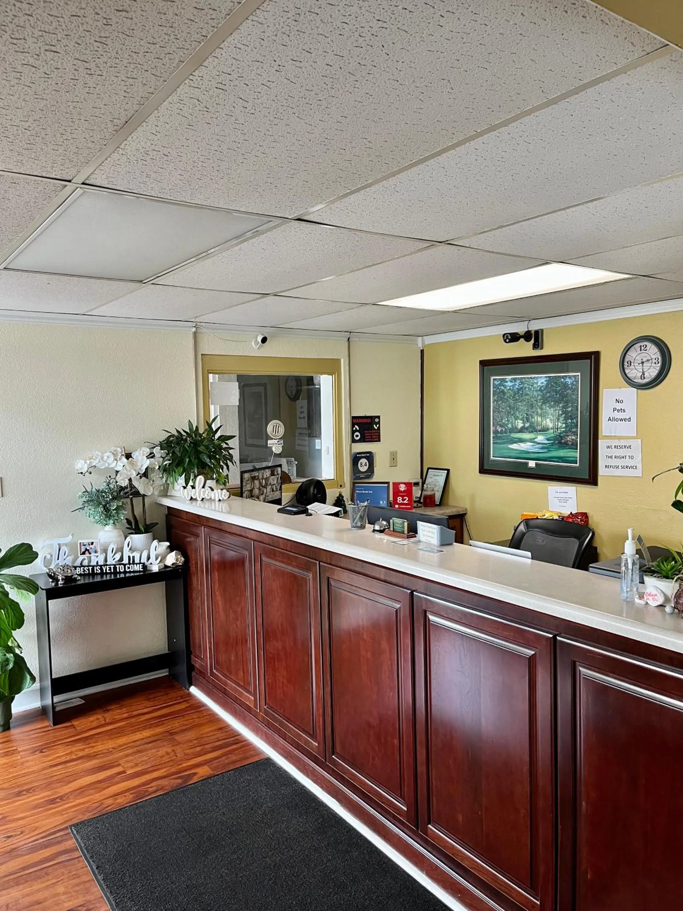 Lobby or reception in West Bank Inn