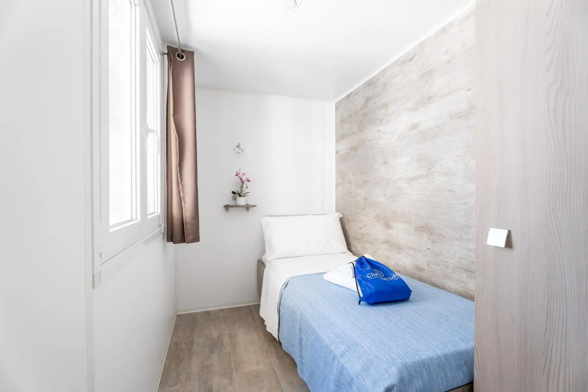 Bedroom, Bed in Club del Sole Marina Romea Easy Camping Village