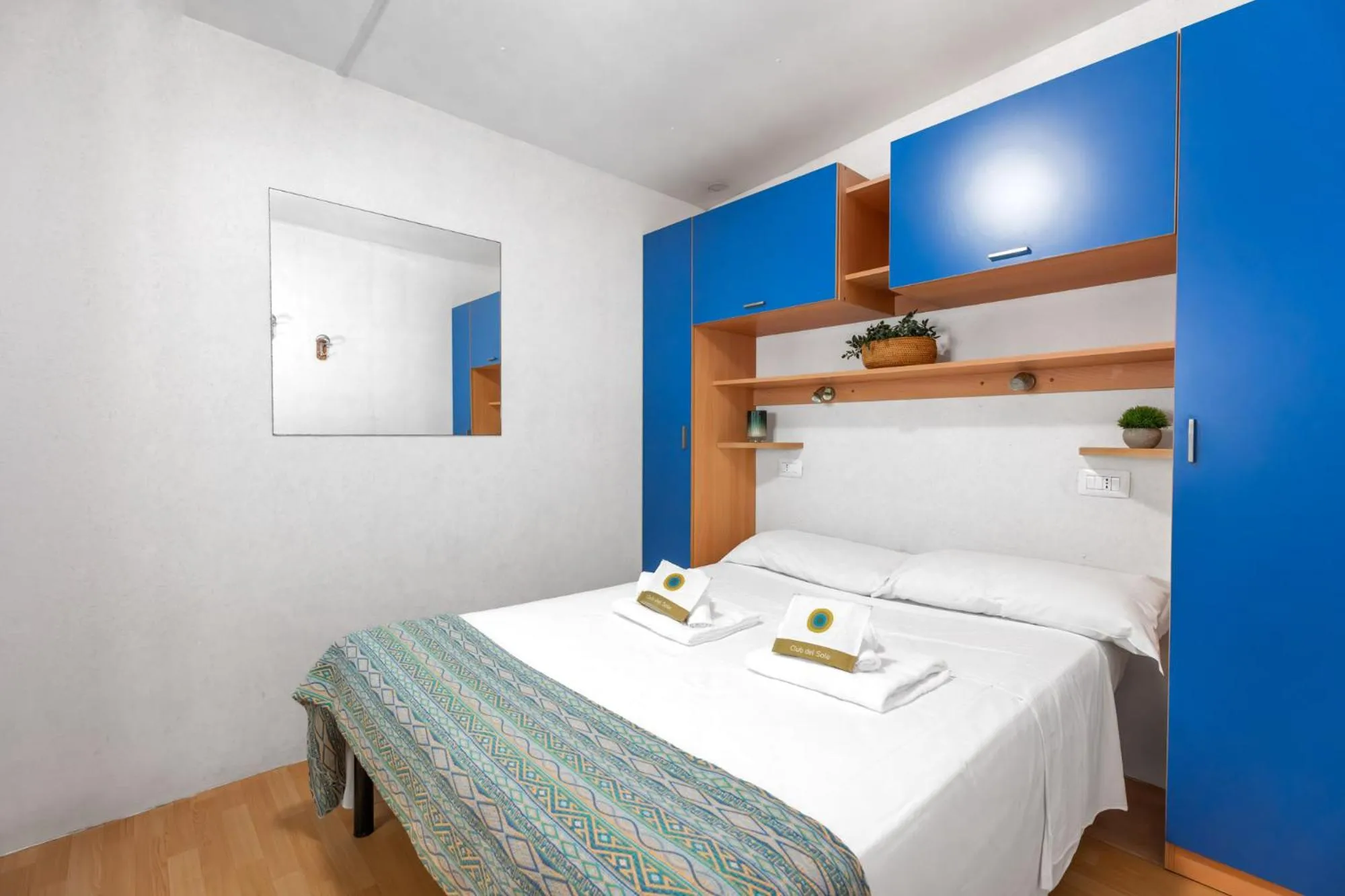 Bedroom, Bed in Club del Sole Marina Romea Easy Camping Village