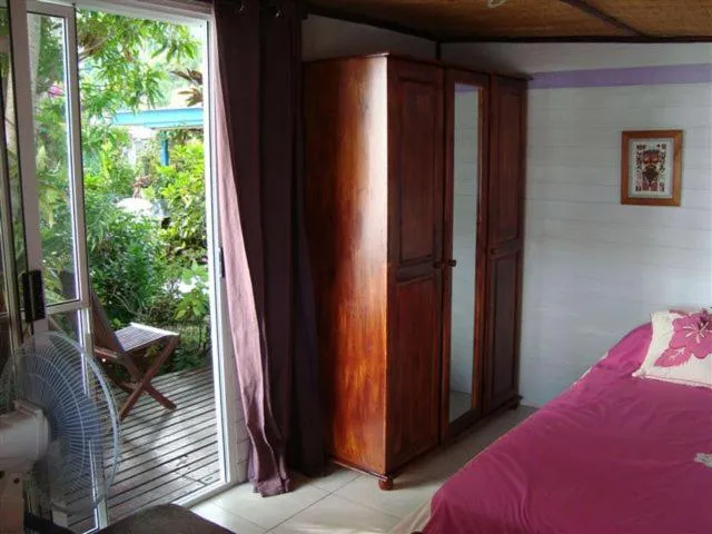 Bed in Bora Bora Bungalove