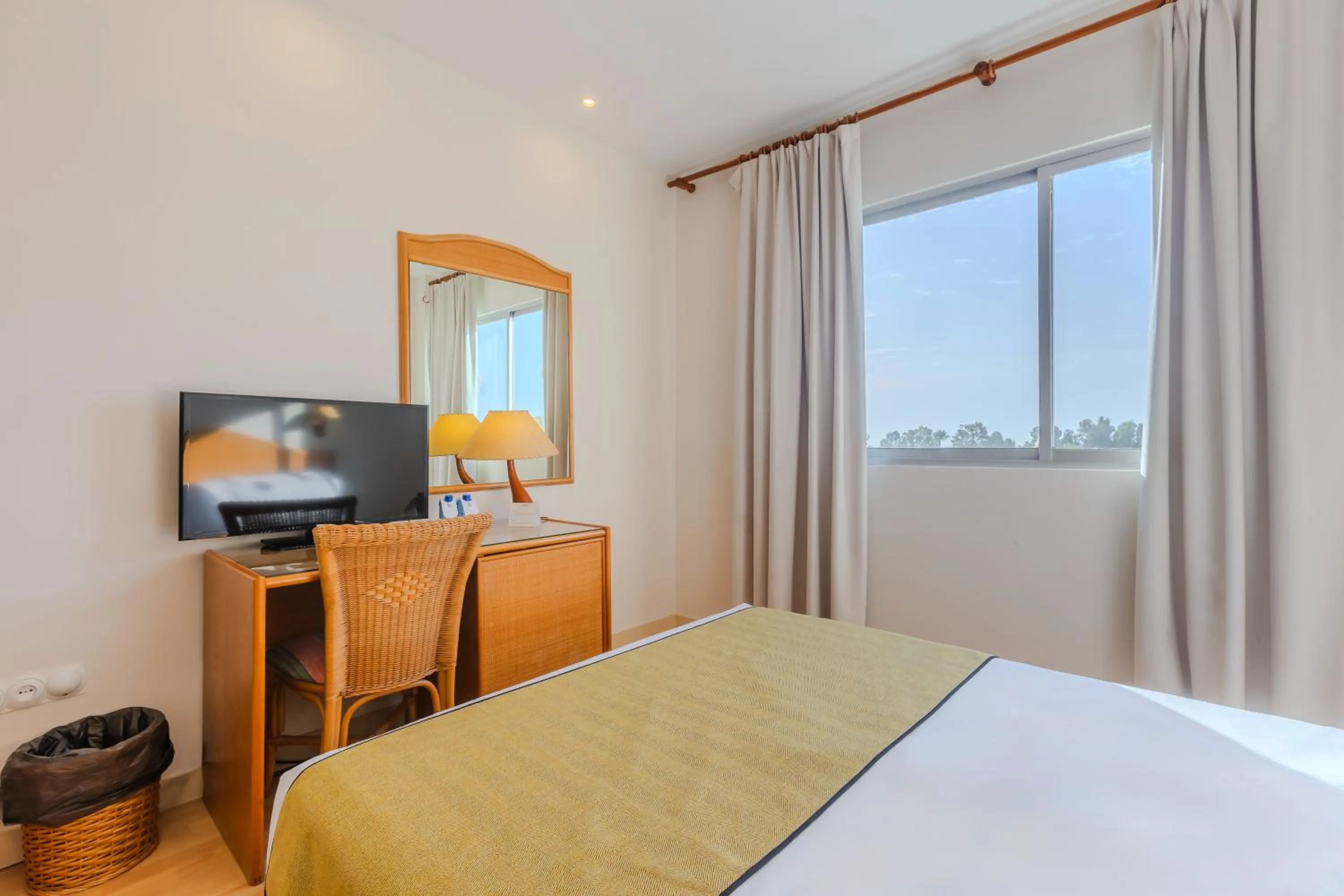 Bedroom, Bed in Moon Dreams Roquetas