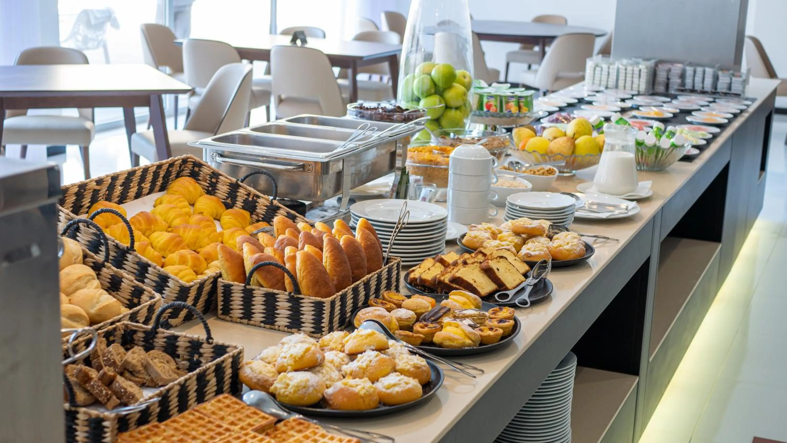 Restaurant/places to eat in QH Praia de Quiaios