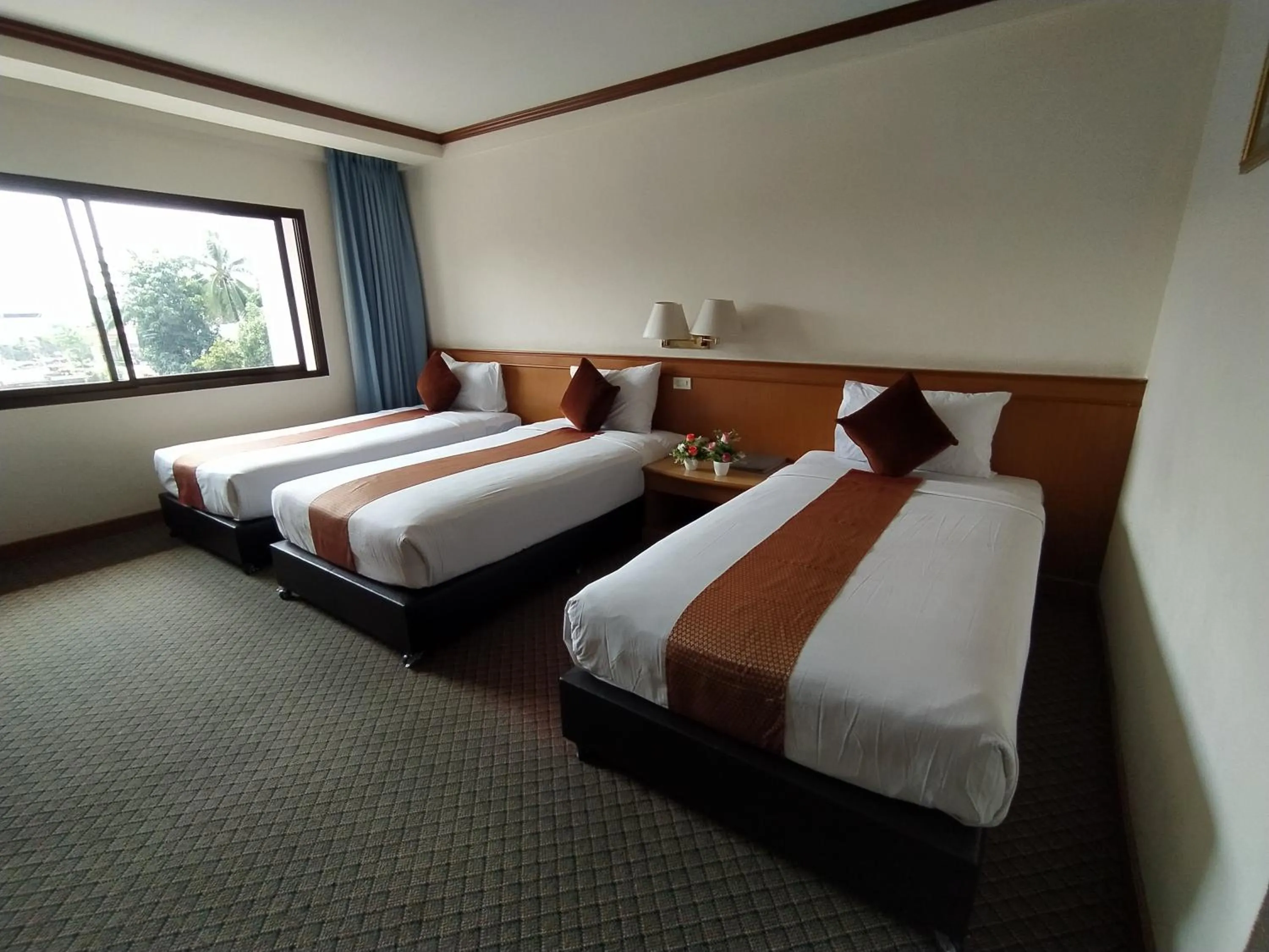 Sing Golden Place Hotel