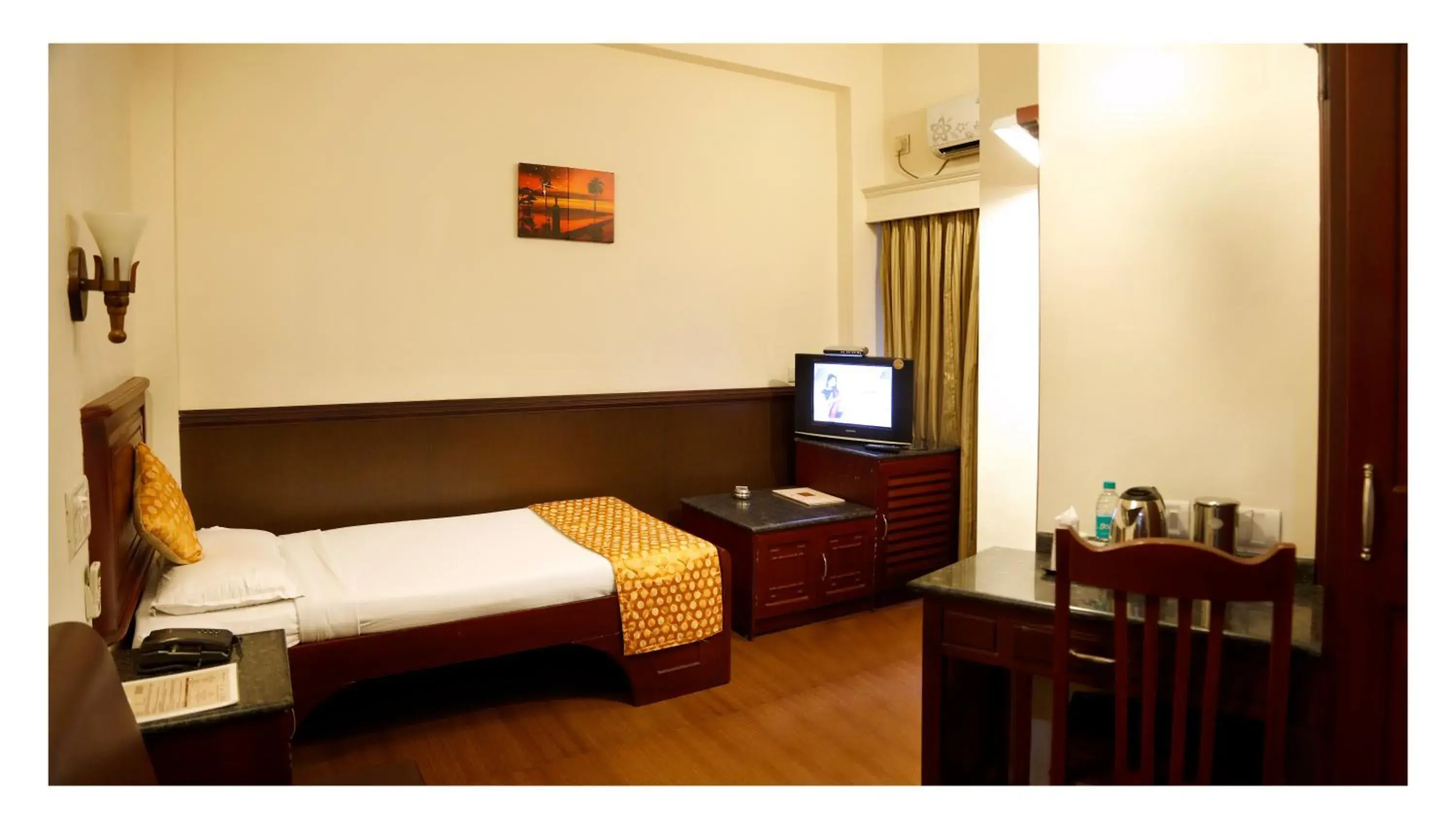 Single Room in Hotel Aida Single Room in Hotel Aida