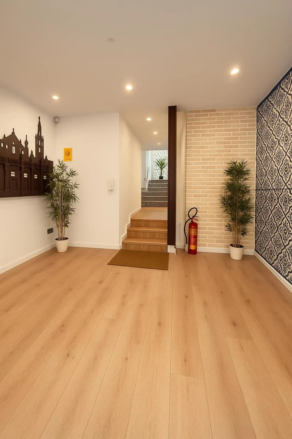 Property building in Acetres 5 Boutique
