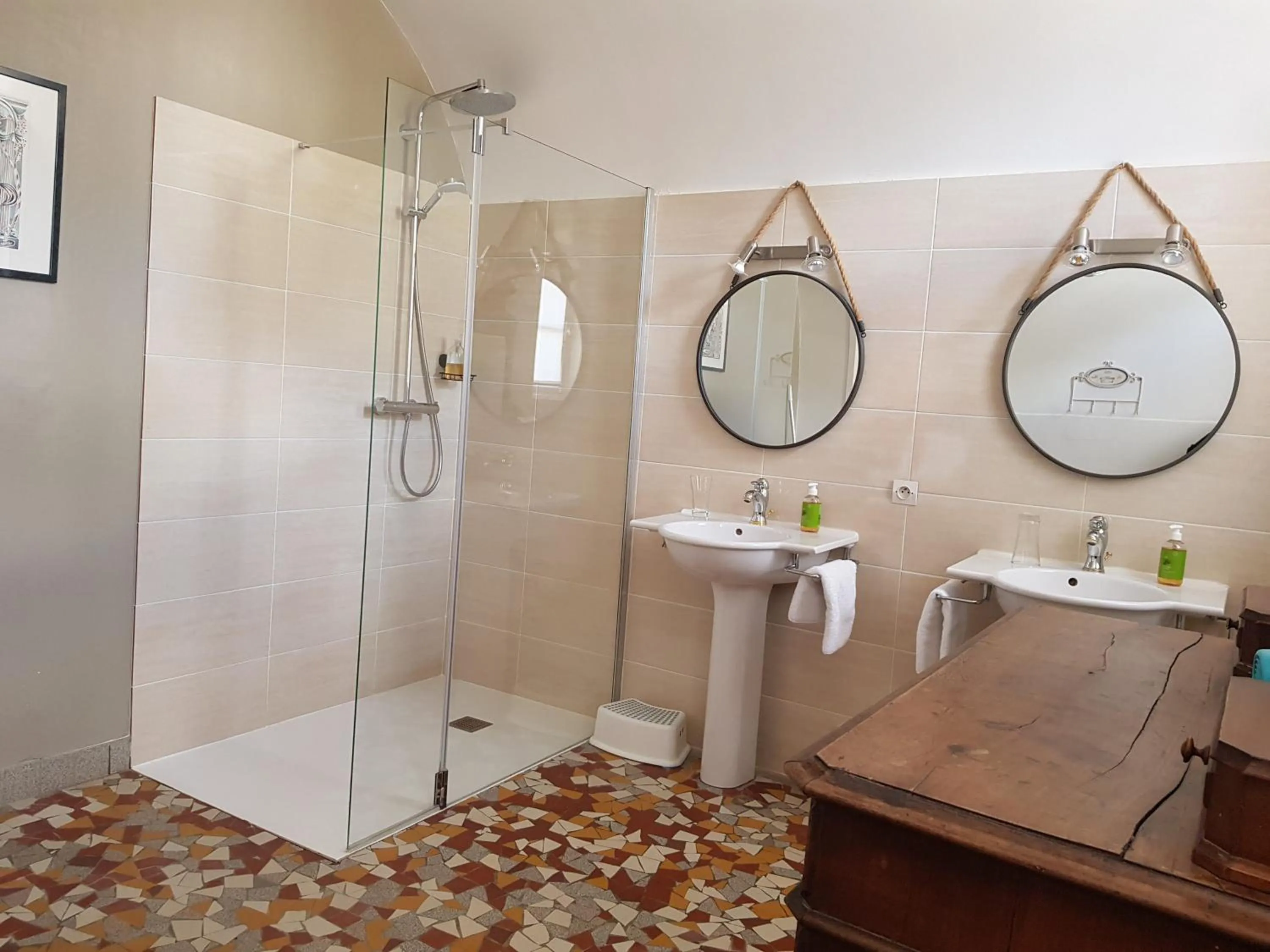 Property building in Domaine de l'Oie Rouge