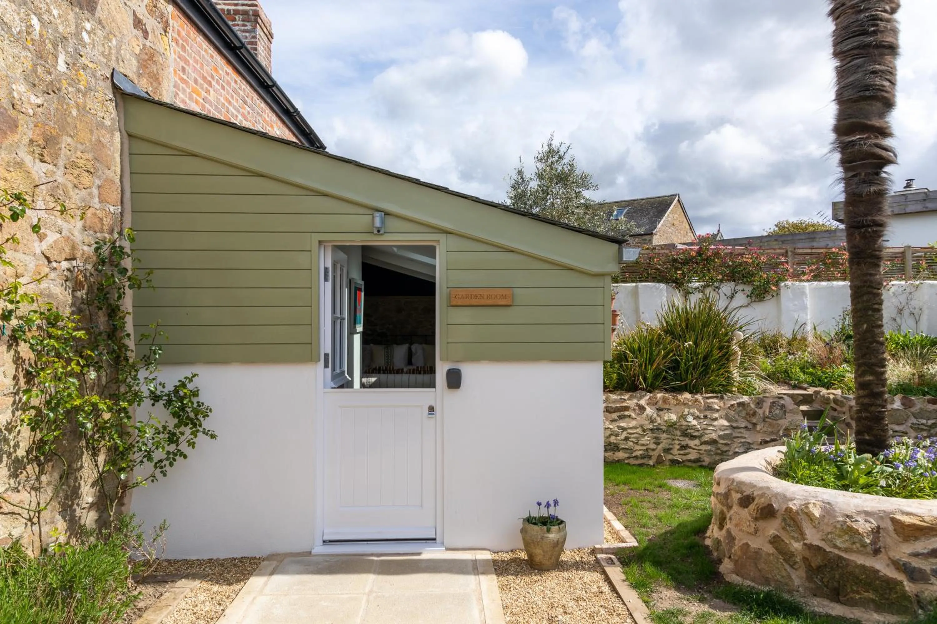 Inner courtyard view in Penwyth House