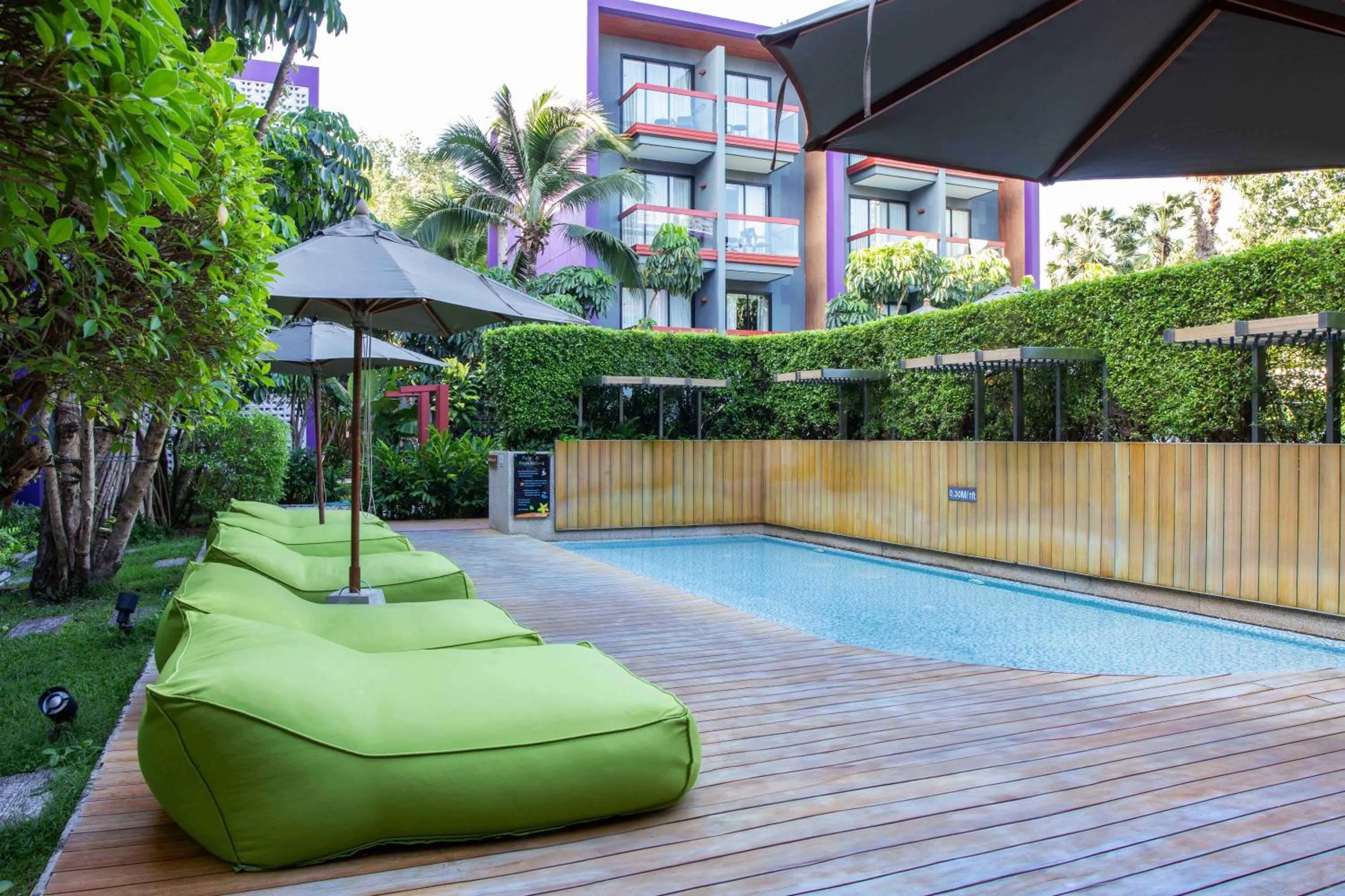 Patio in Holiday Inn Express Phuket Patong Beach Central by IHG