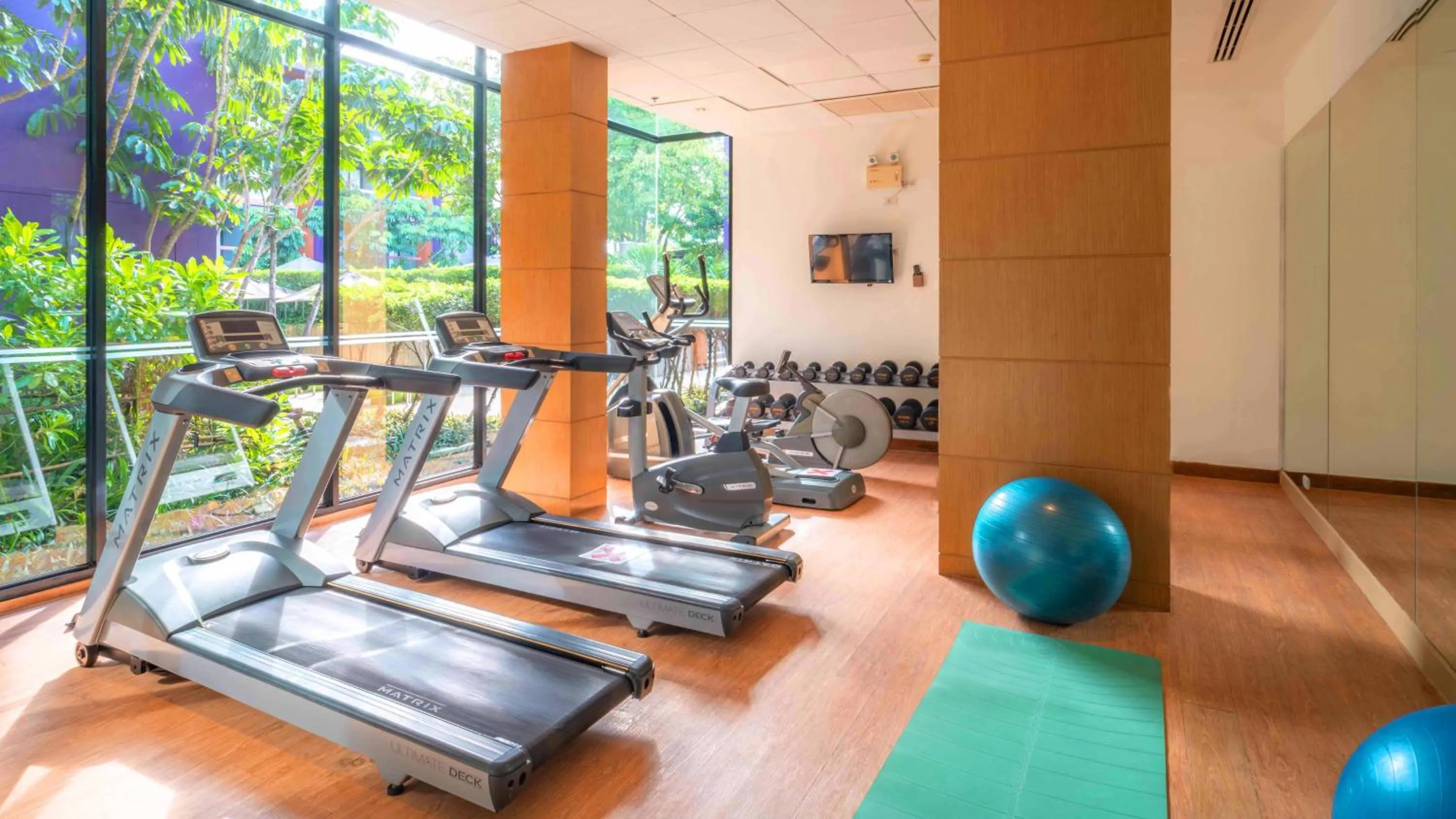 Fitness centre/facilities in Holiday Inn Express Phuket Patong Beach Central by IHG