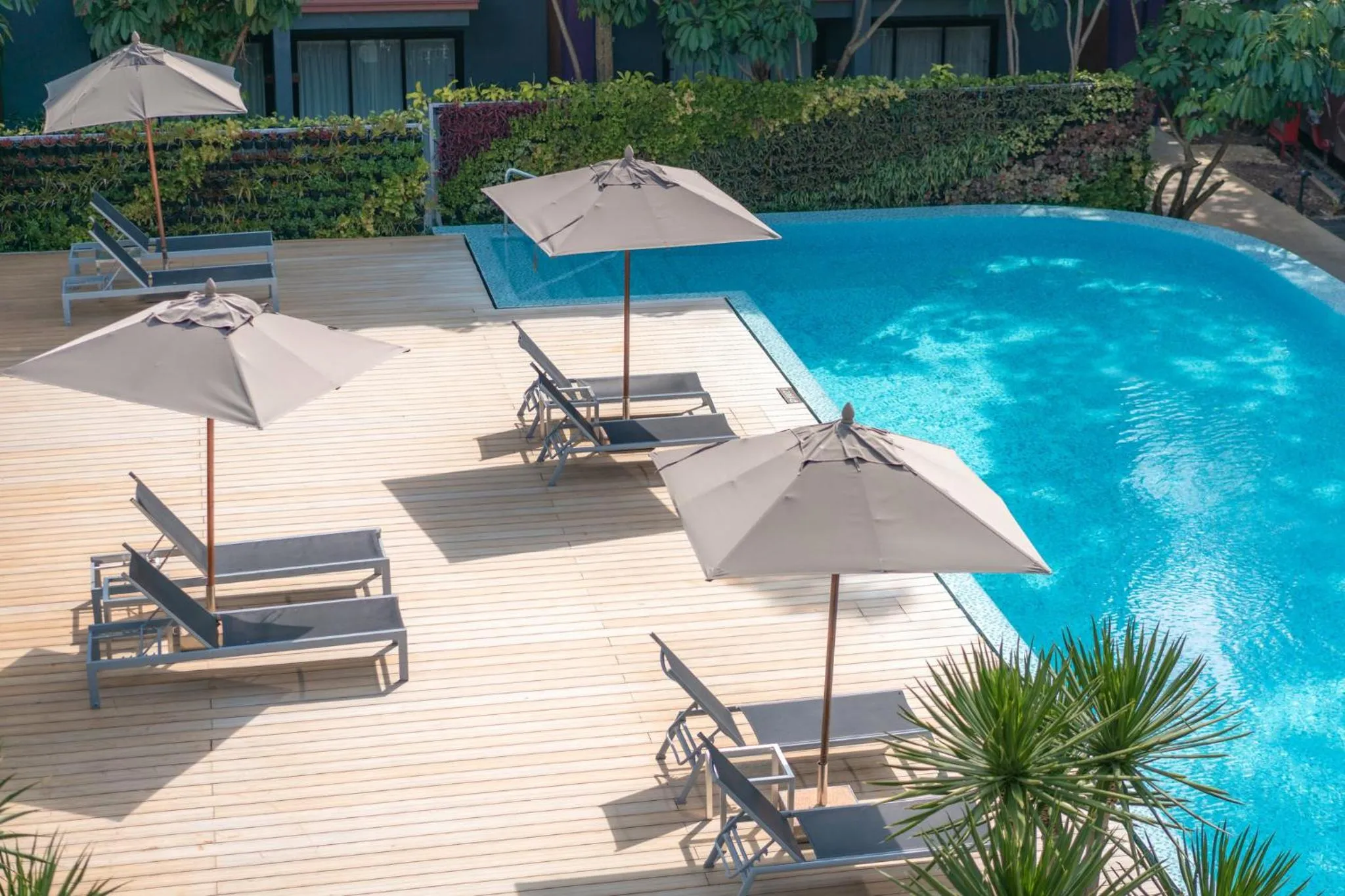 Swimming pool in Holiday Inn Express Phuket Patong Beach Central by IHG