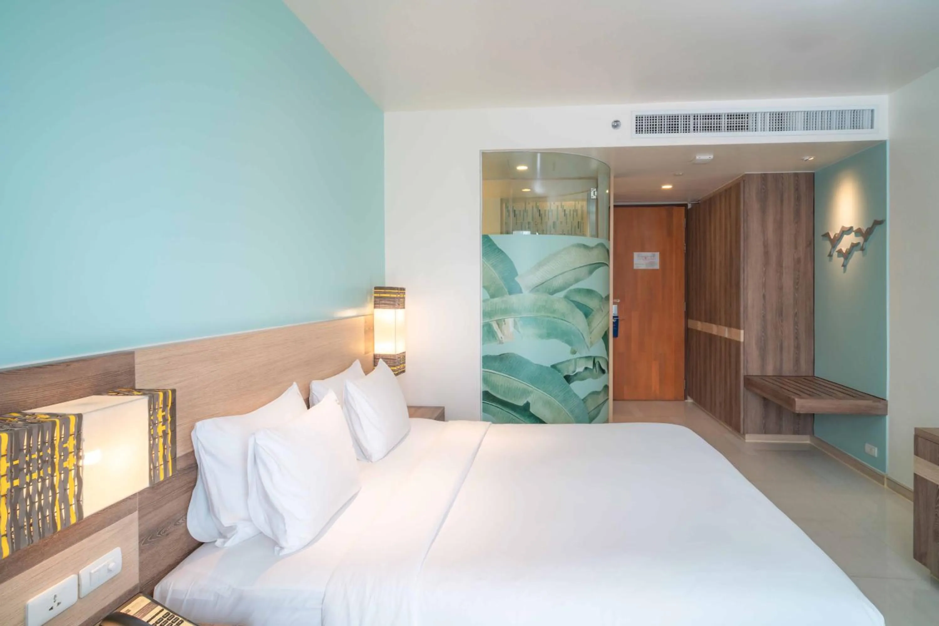 Bedroom, Bed in Holiday Inn Express Phuket Patong Beach Central by IHG
