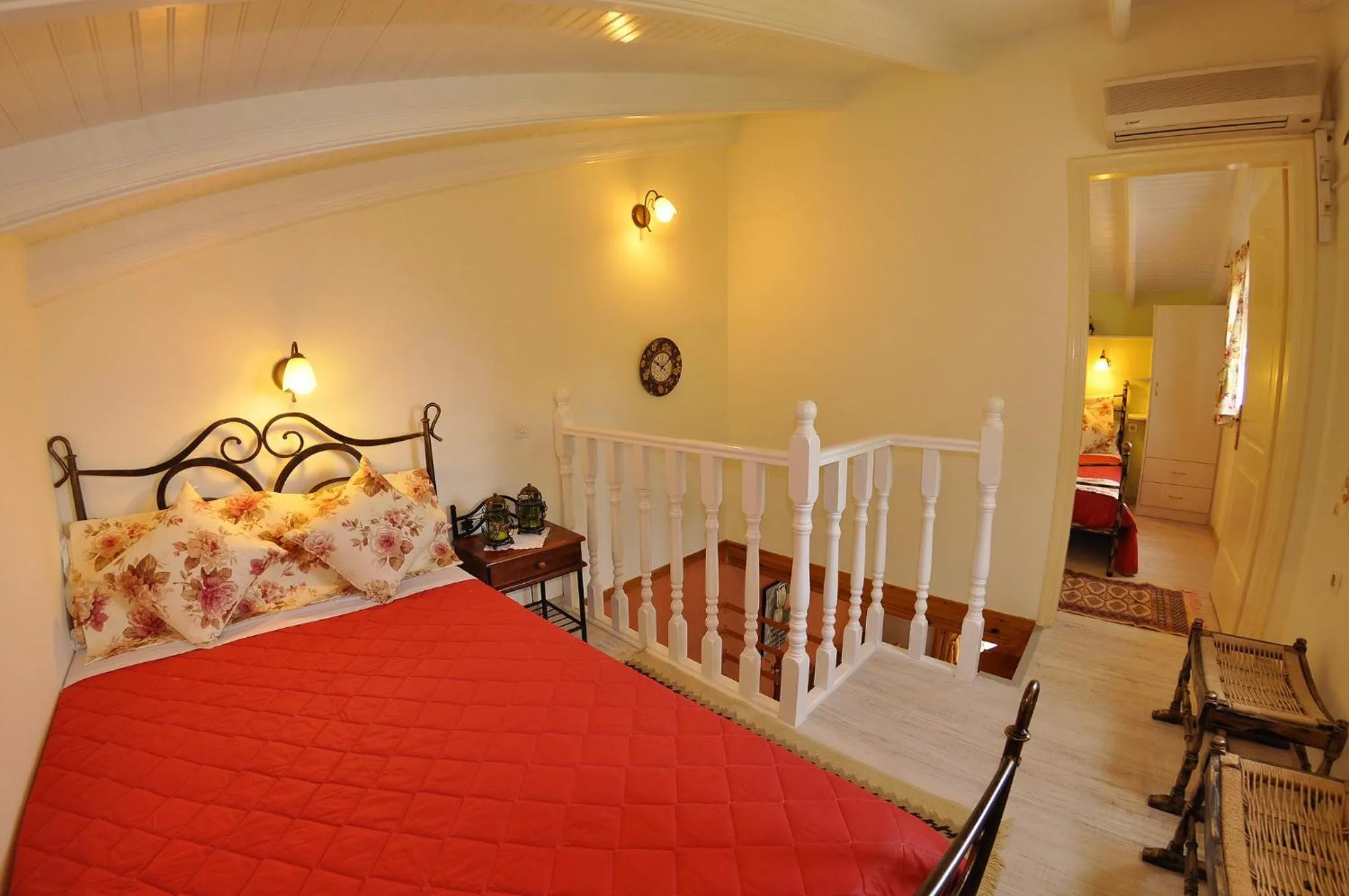 Day in Mazis Apartments