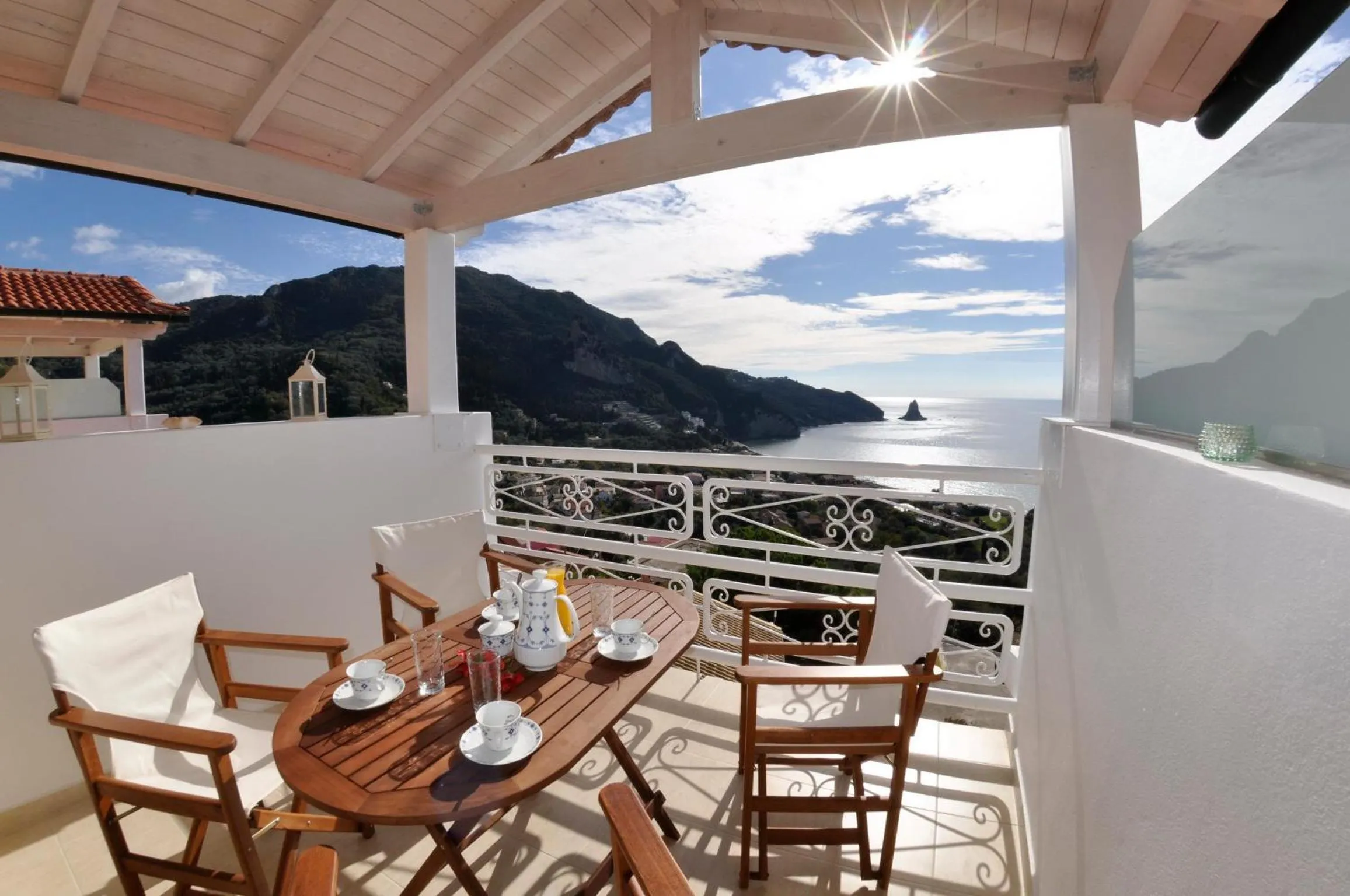 Balcony/Terrace in Mazis Apartments