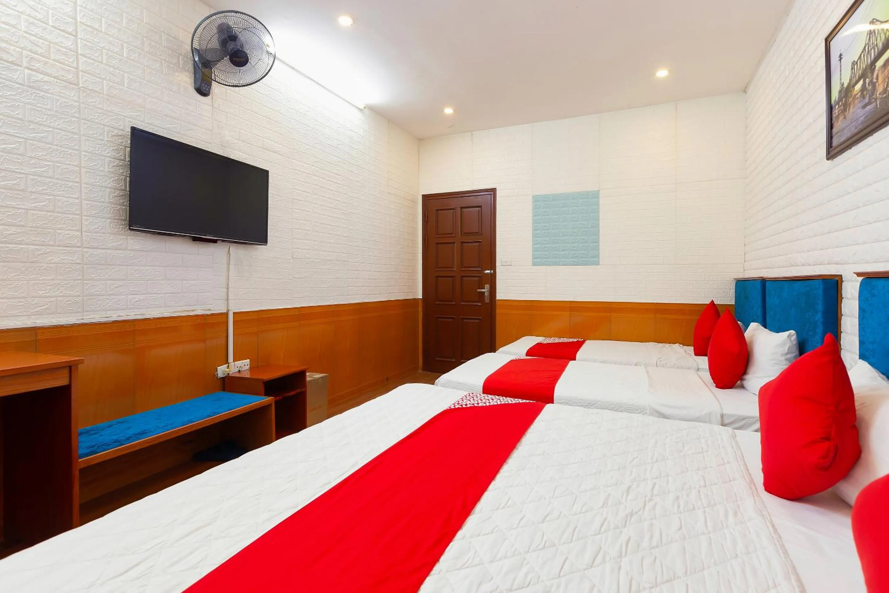 Photo of the whole room, Bed in Little Hanoi Hostel