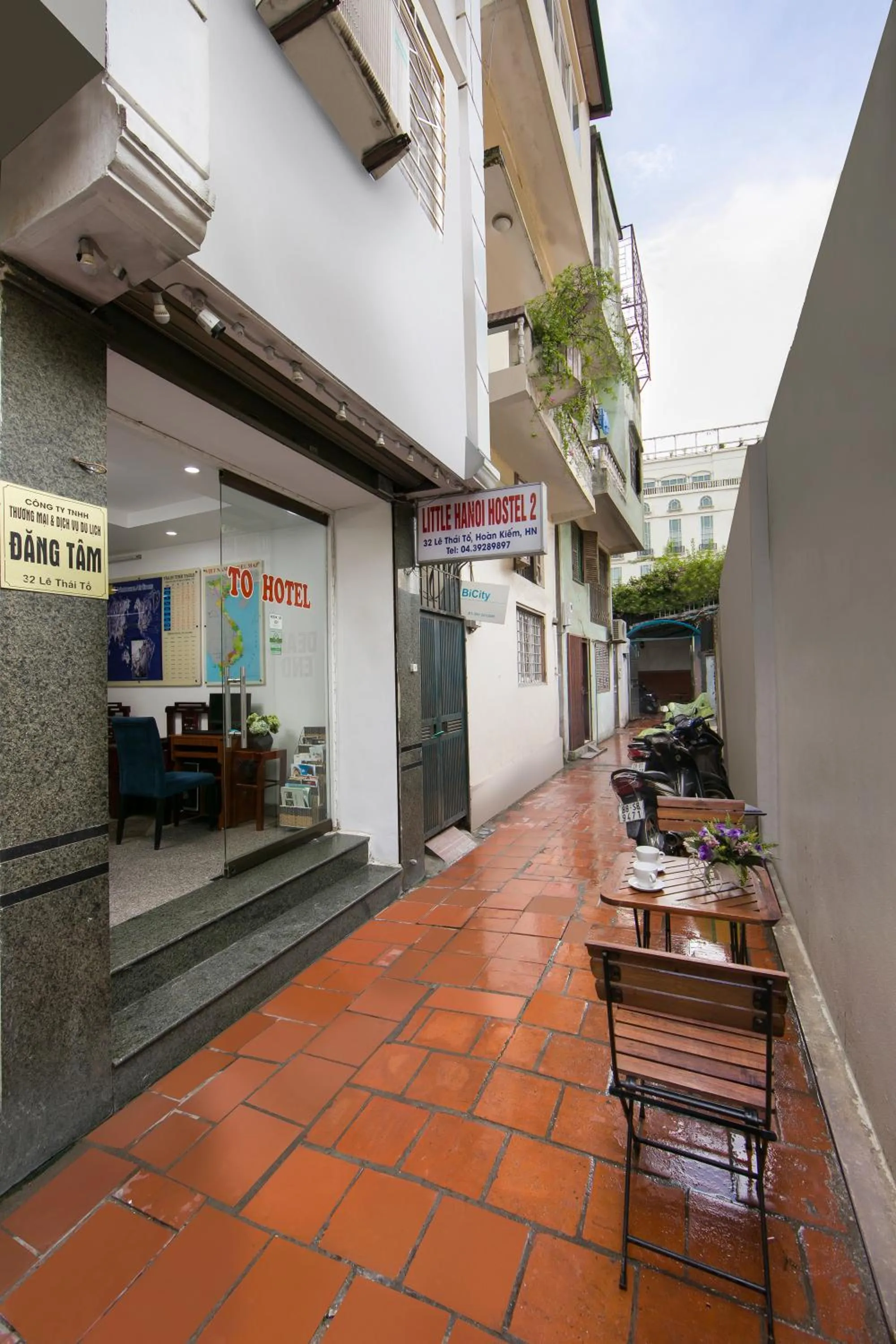 Property building in Little Hanoi Hotel