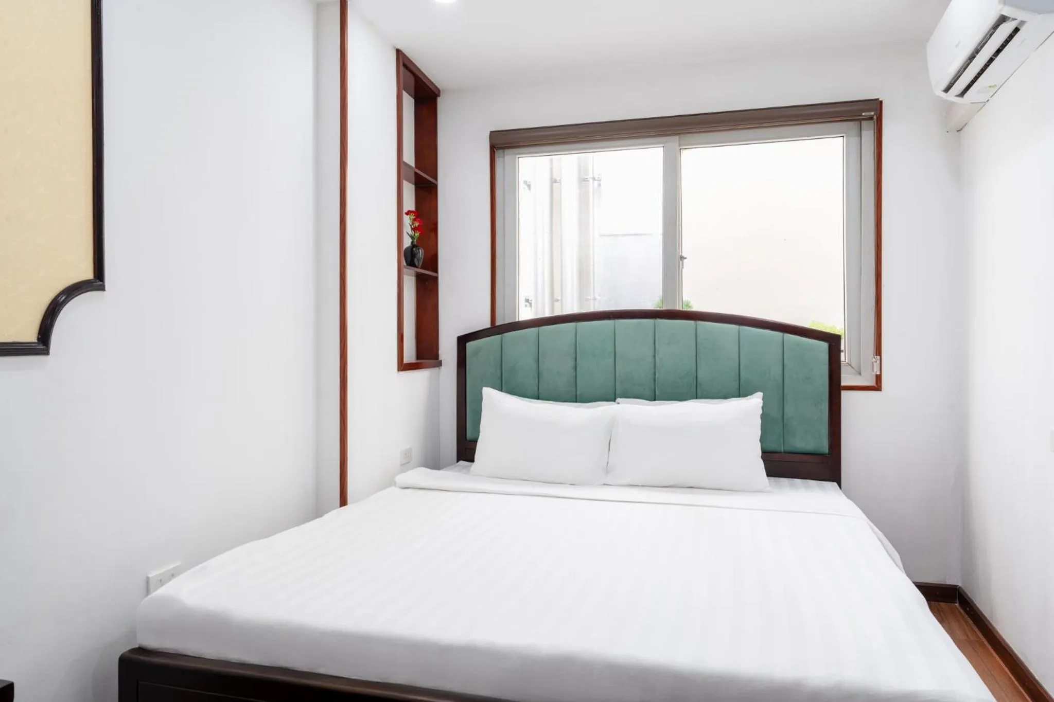 Bed in Little Hanoi Hotel