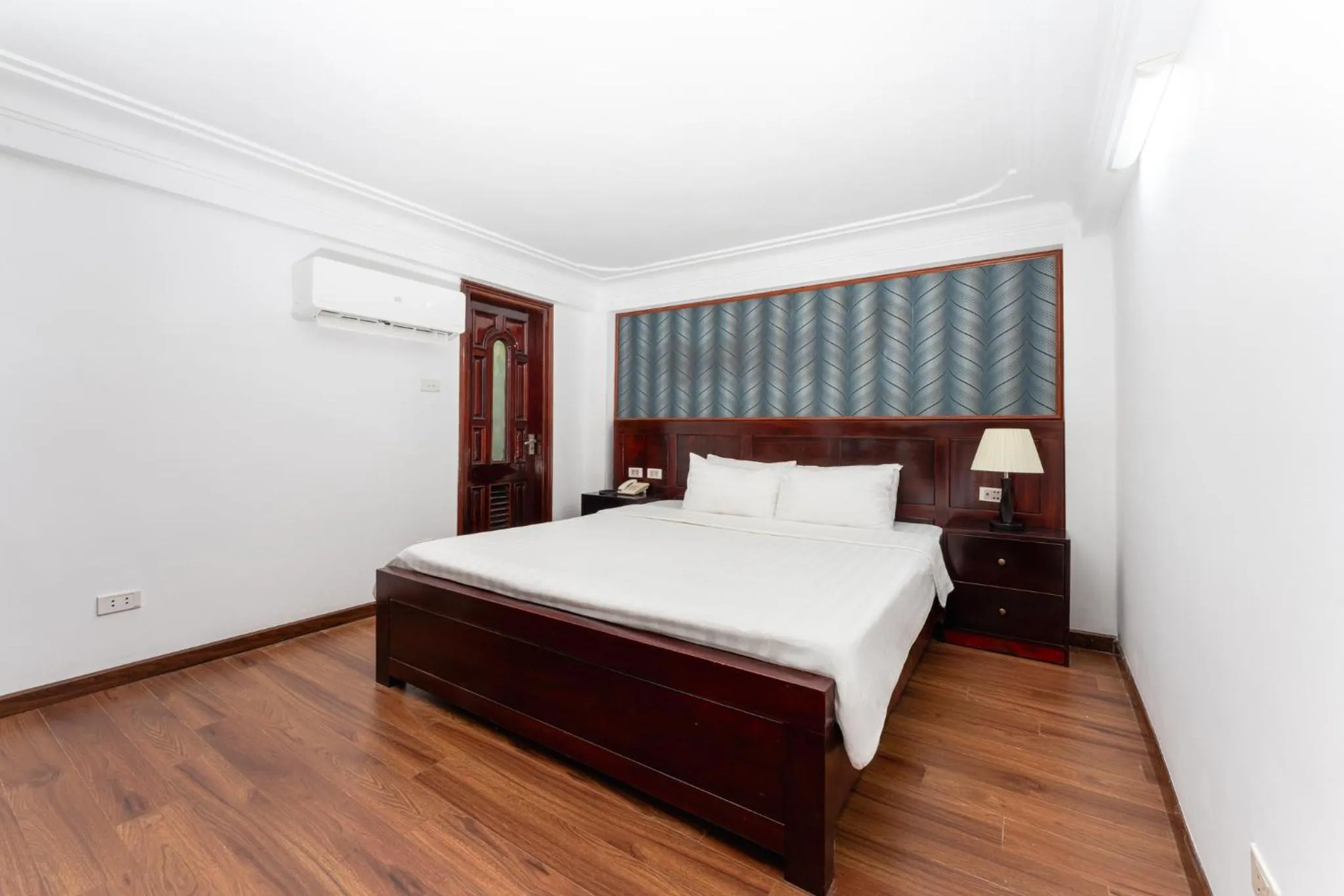 Bed in Little Hanoi Hotel