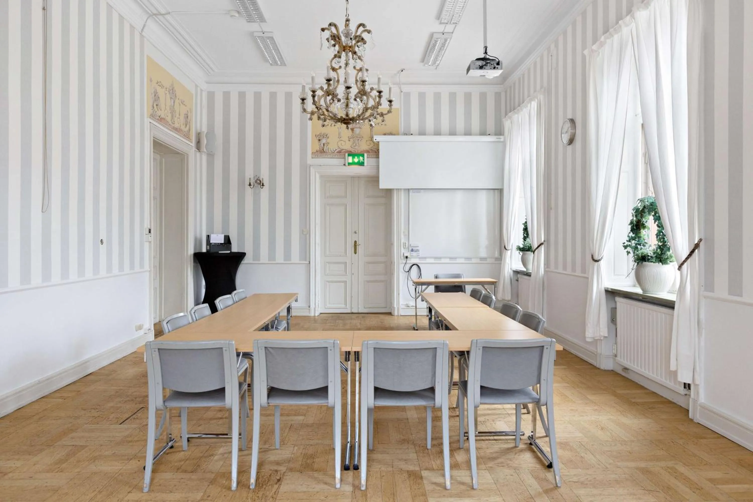 Meeting/conference room in Nora Stadshotell, Sure Hotel Collection by Best Western