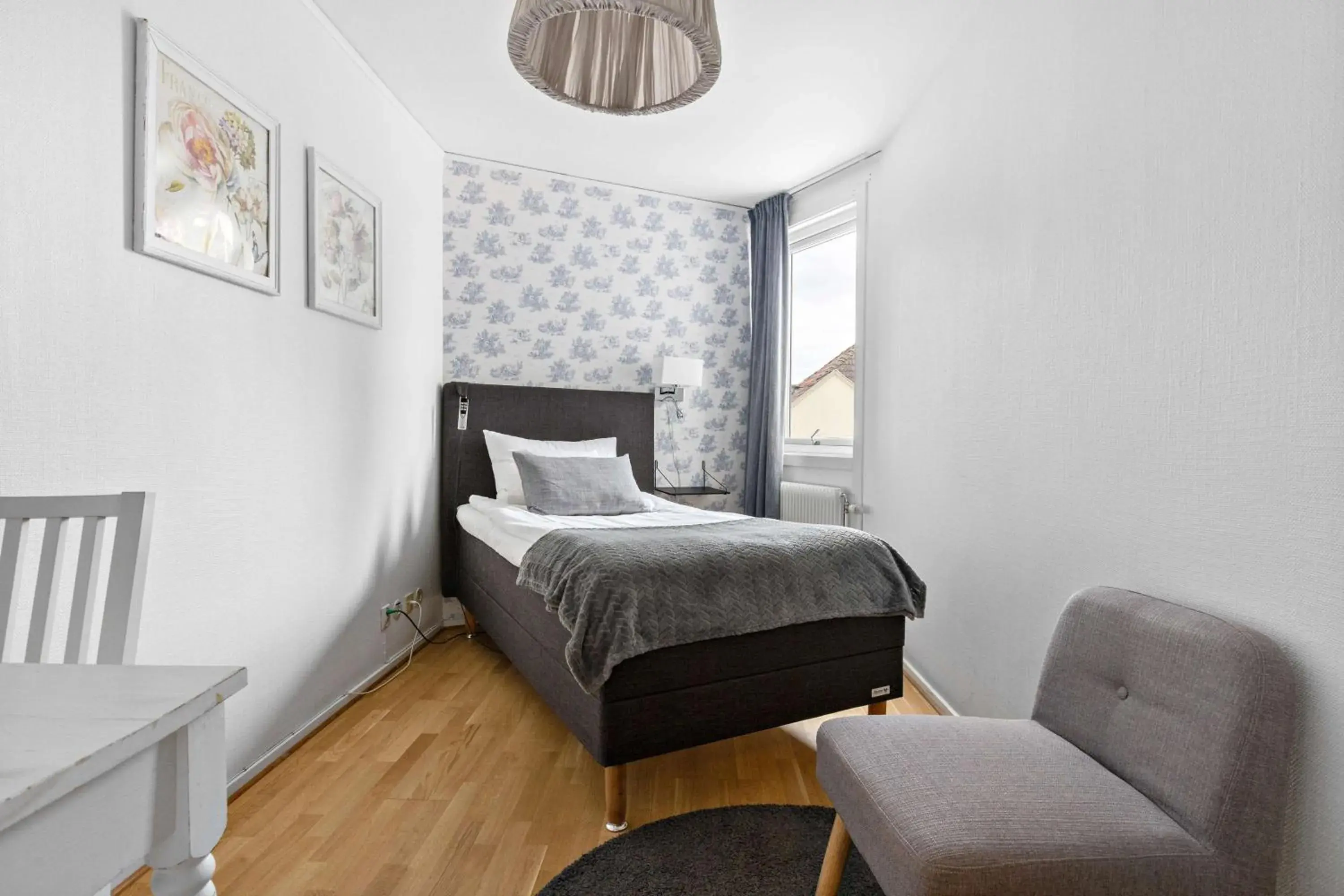 Standard Single Room - single occupancy in Nora Stadshotell, Sure Hotel Collection by Best Western Standard Single Room - single occupancy in Nora Stadshotell, Sure Hotel Collection by Best Western