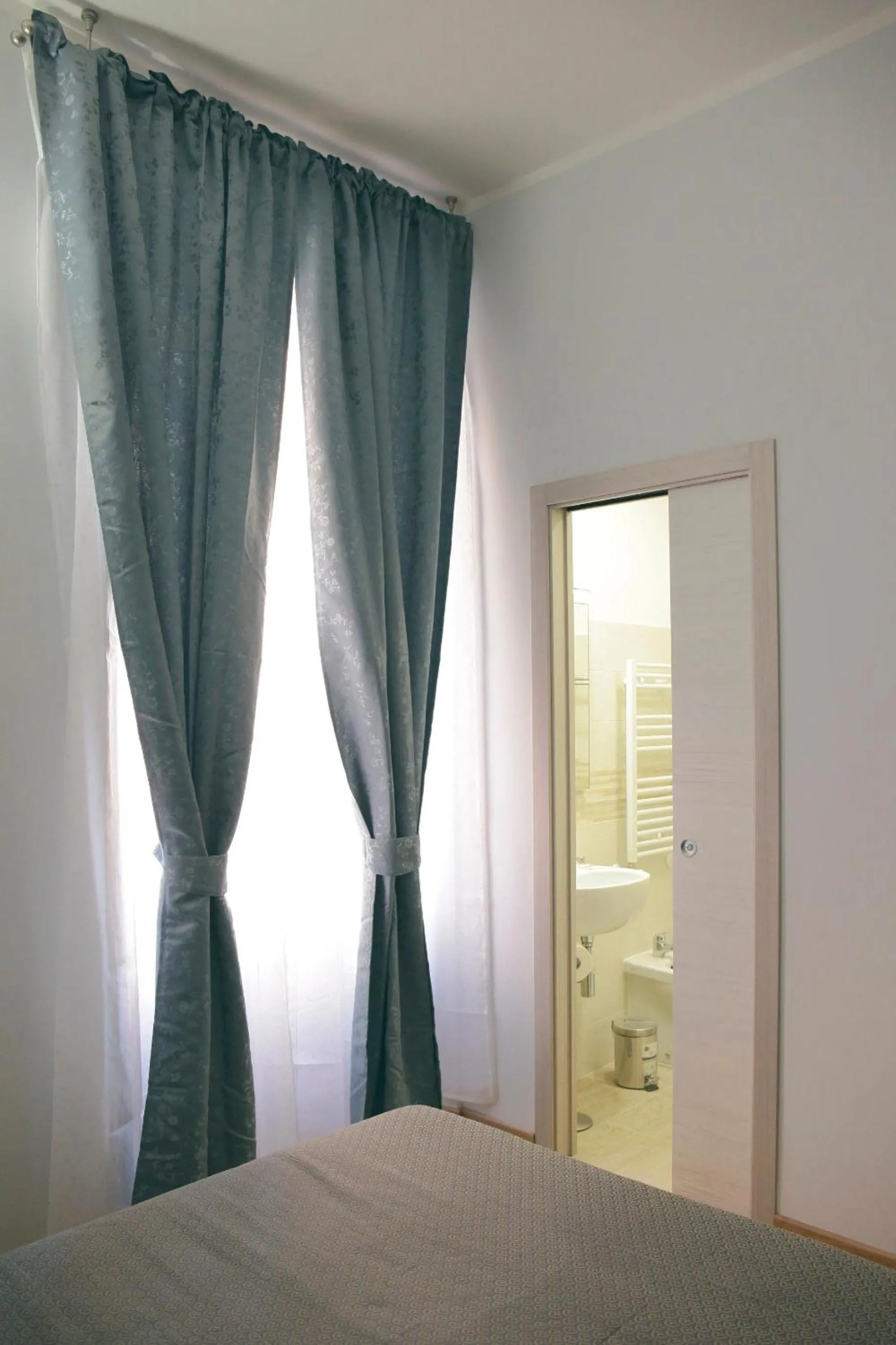 Bathroom, Bed in Duca di Cavour