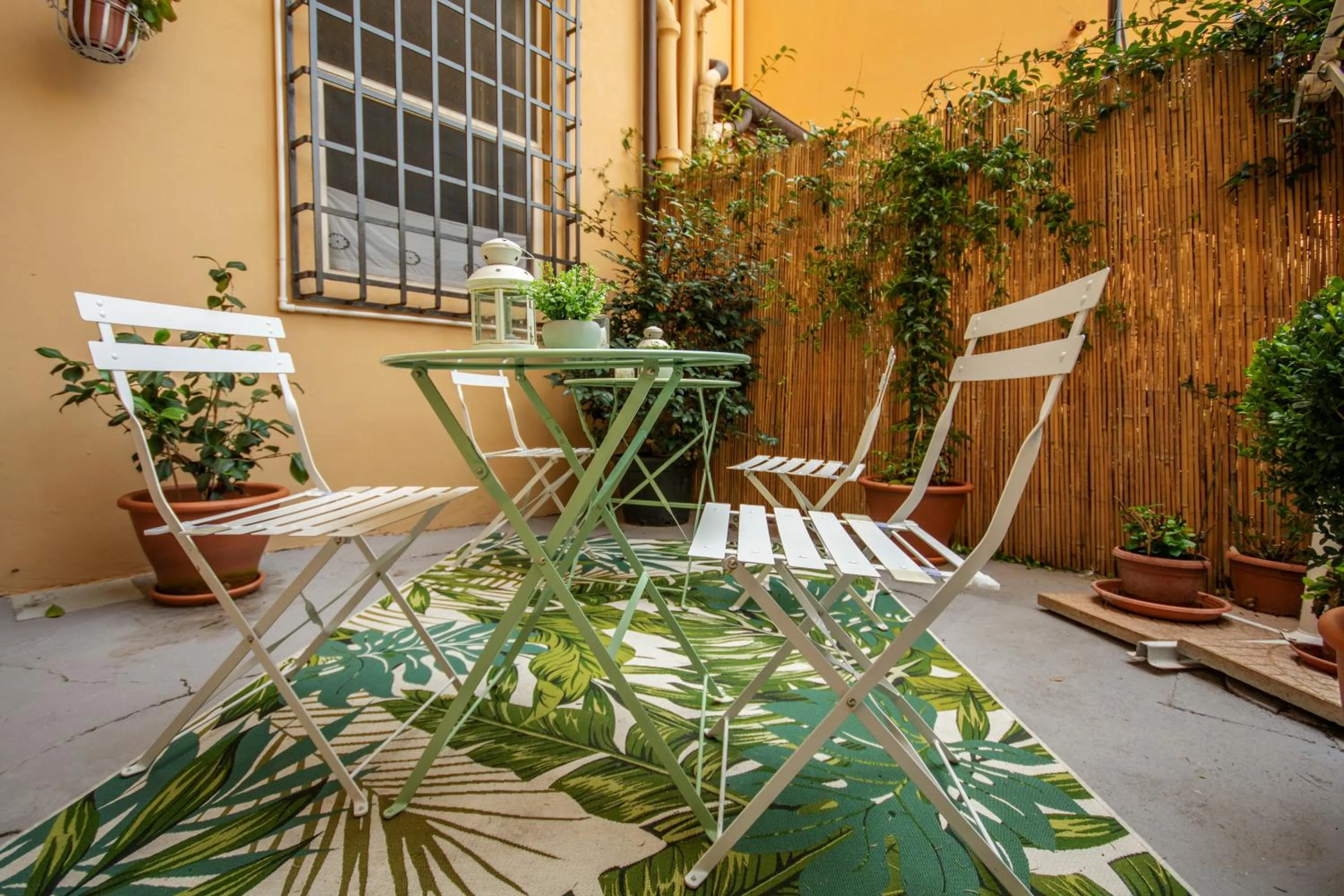 Patio in La Lu cozy rooms