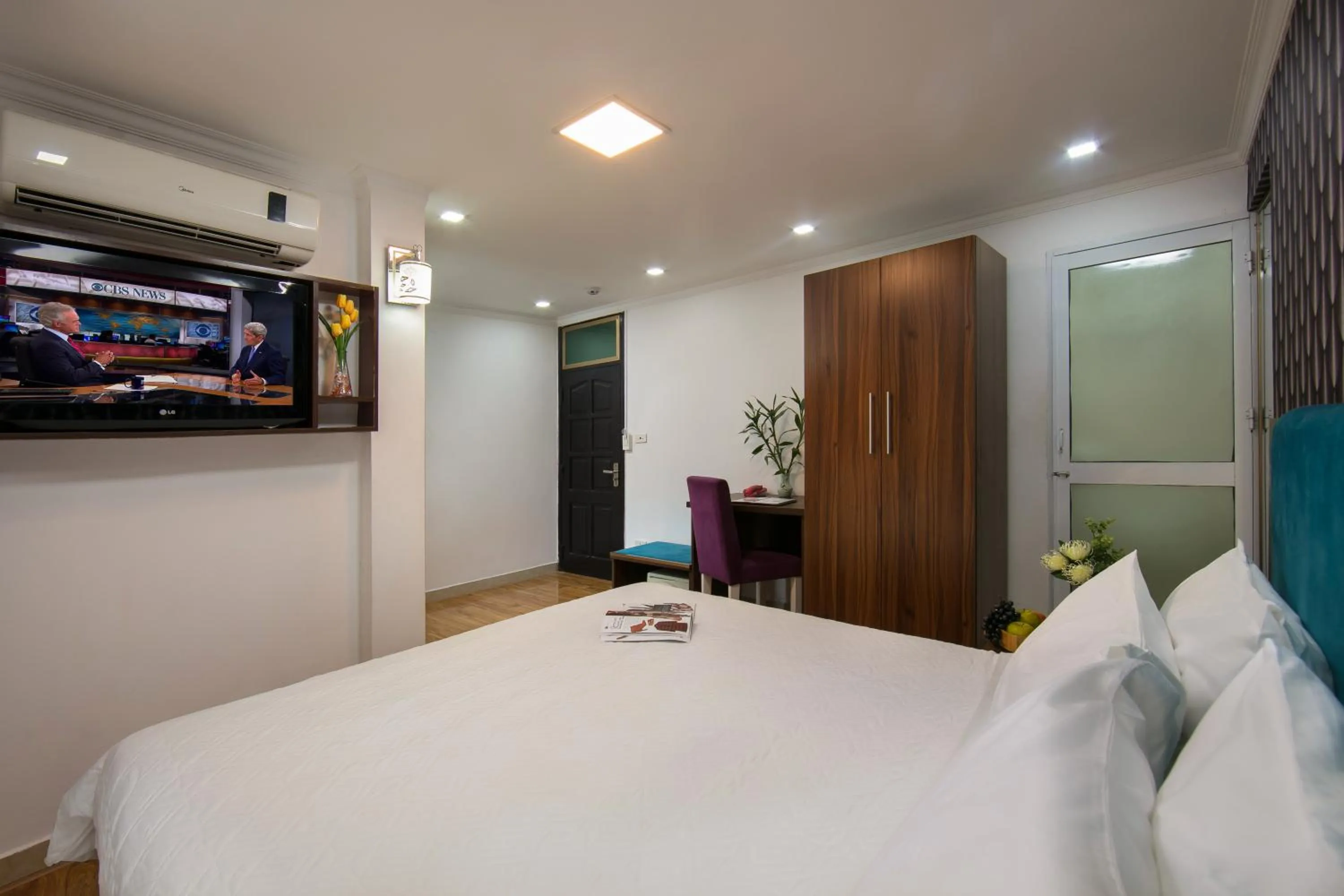 Other, Bed in golden time hostel