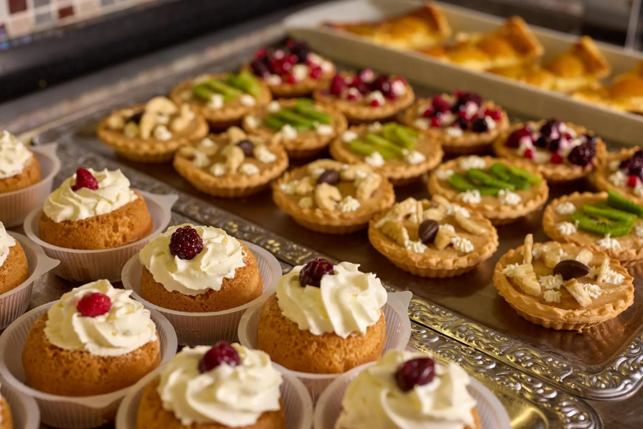 Restaurant/places to eat in Hôtel Astrid