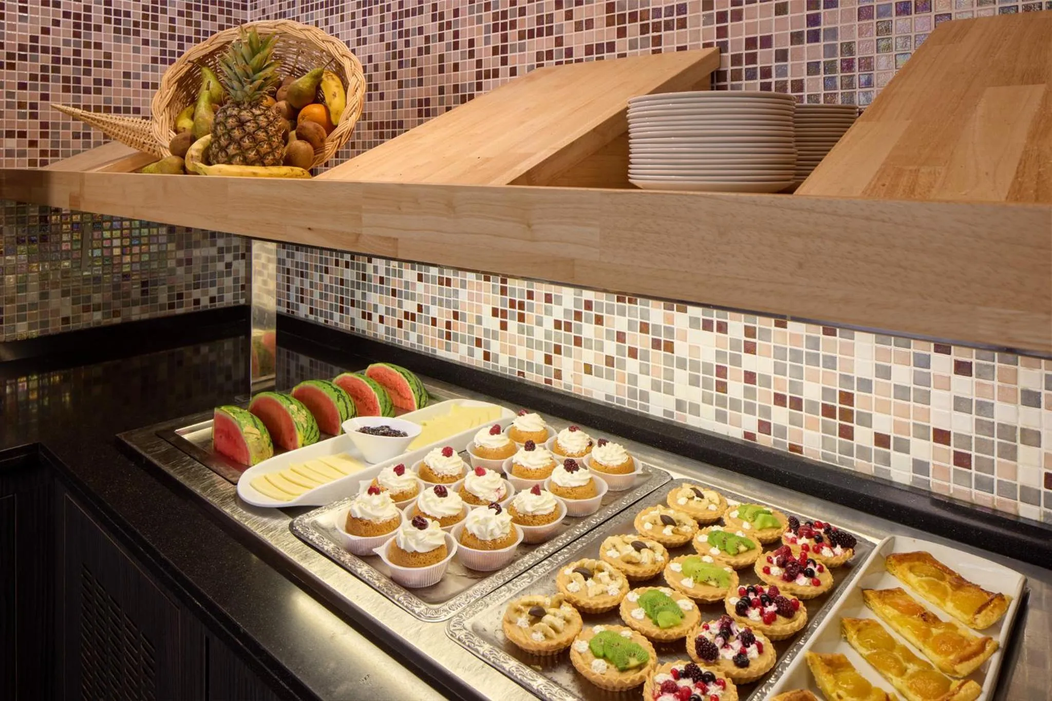 Restaurant/places to eat in Hôtel Astrid