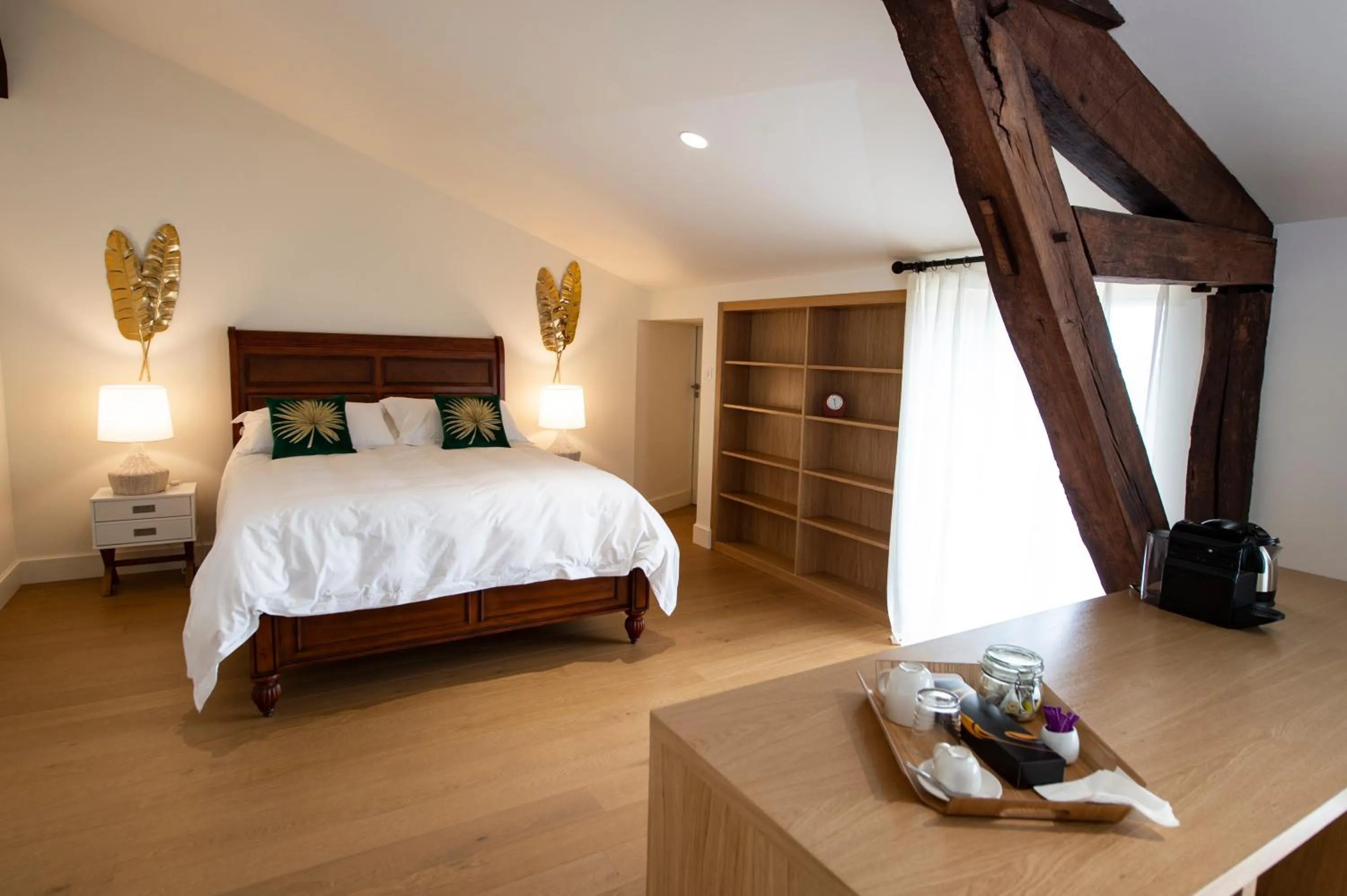 Double Room with Private Bathroom in Château Tour Saint-Fort Chambre d'hôtes