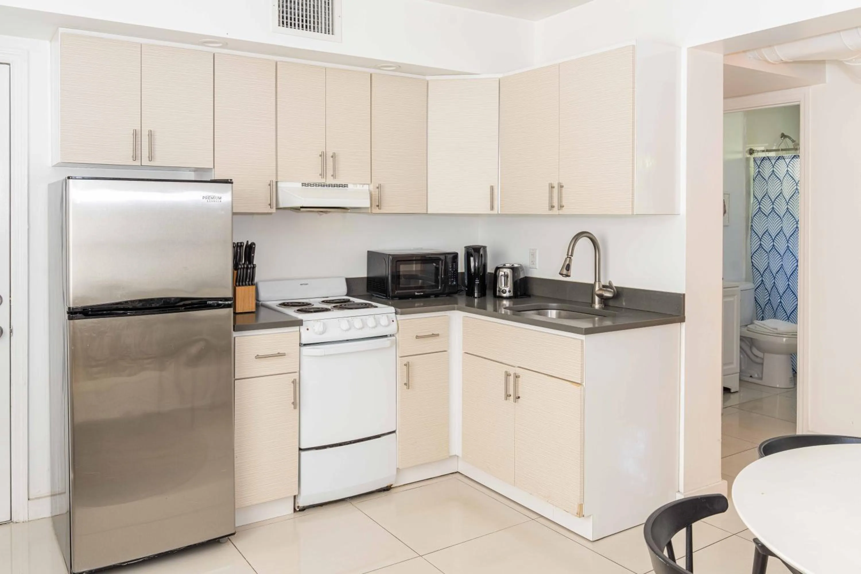 Decorative detail in Miami River Inn by Renzzi