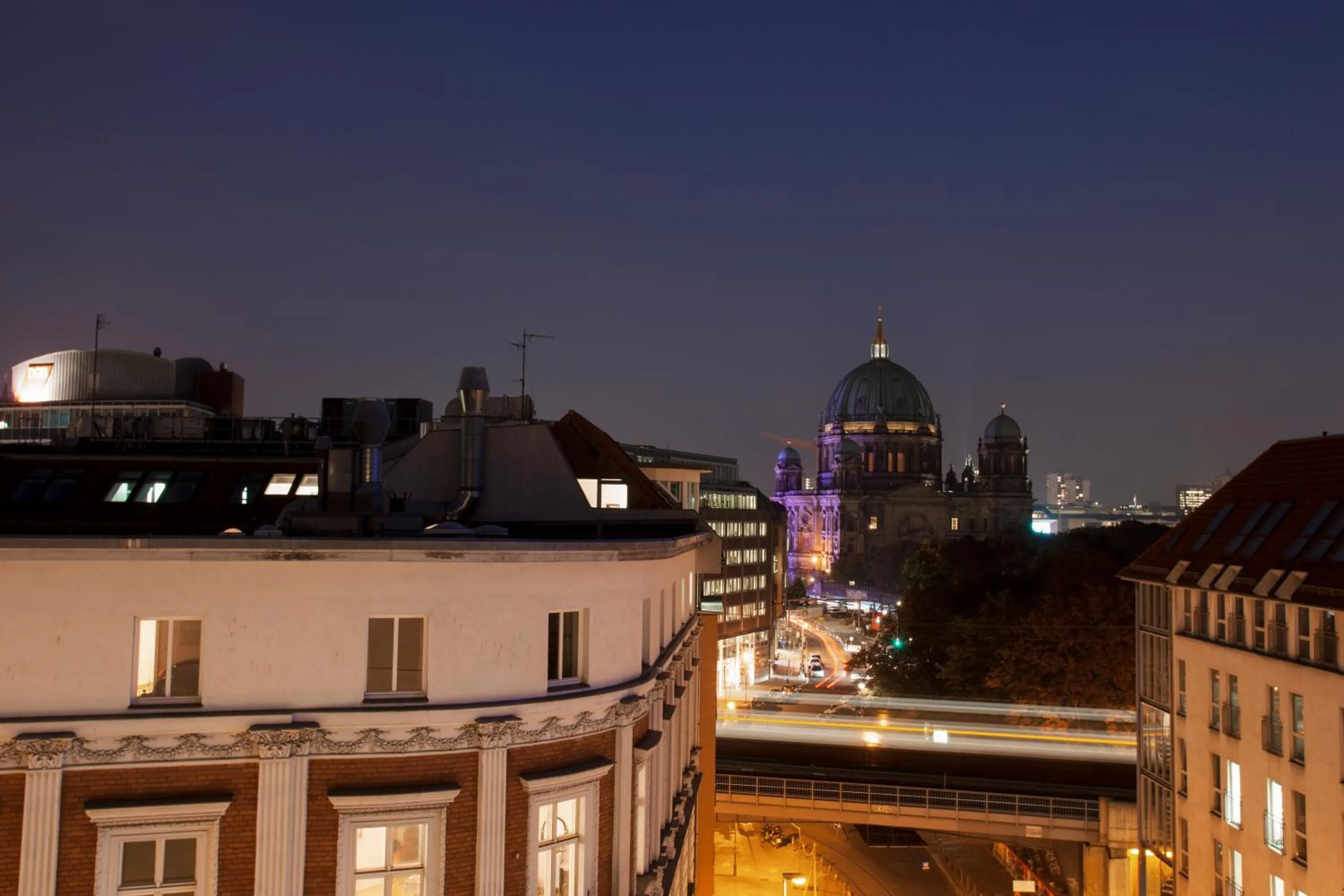 Facade/entrance in Monbijou Hotel