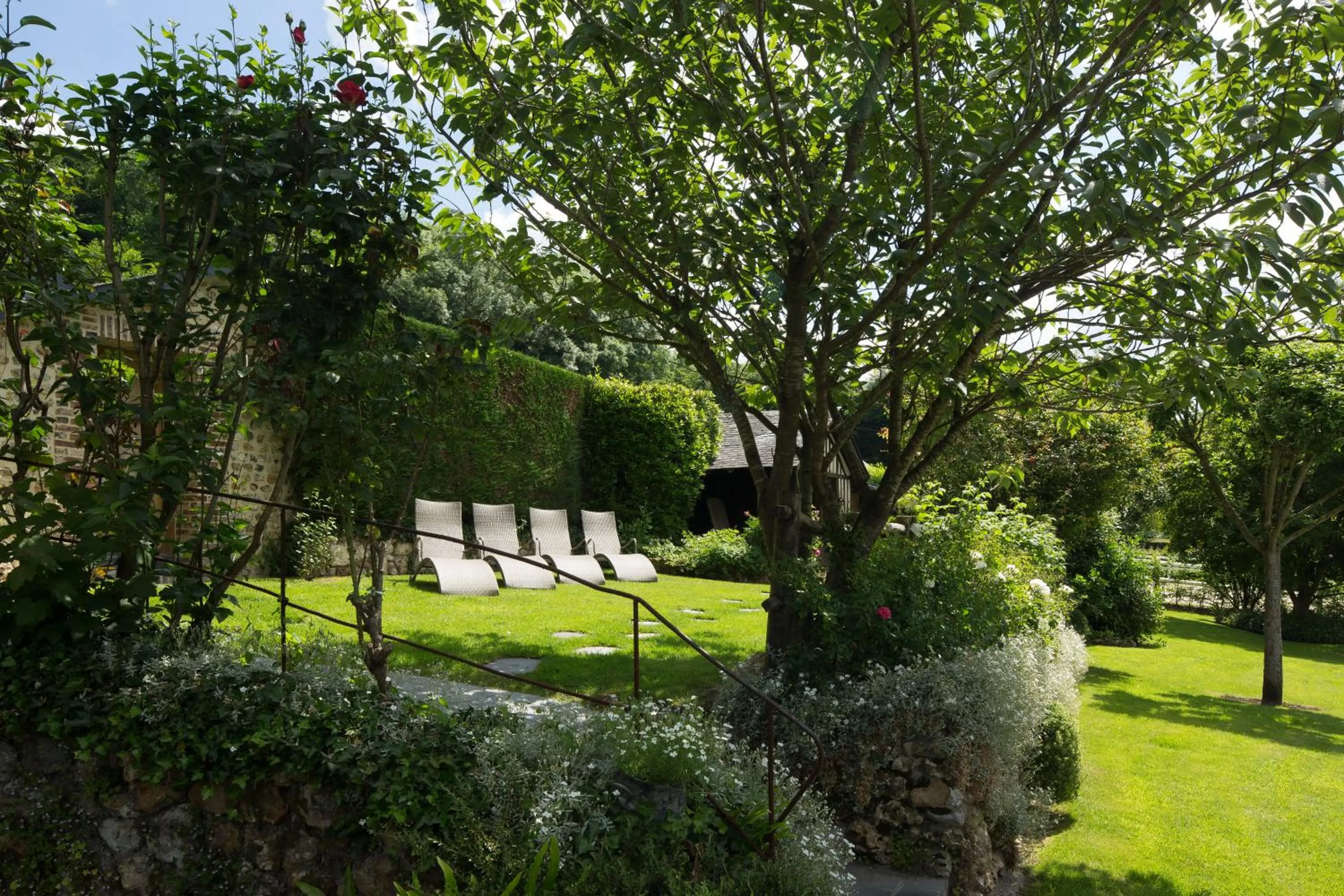 Garden in Auberge de la Source - Hôtel de Charme, Collection Saint-Siméon