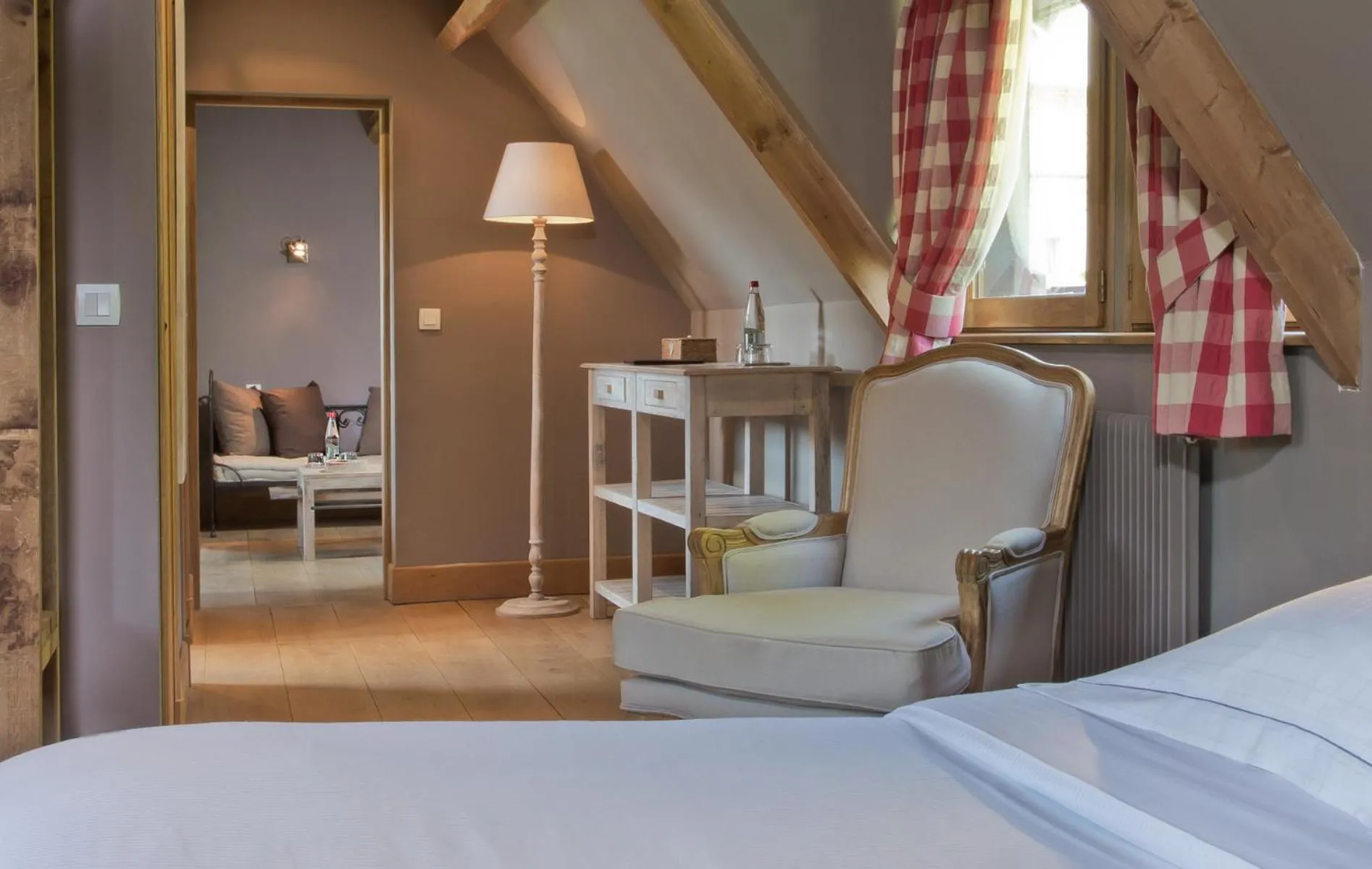 Photo of the whole room, Bed in Auberge de la Source - Hôtel de Charme, Collection Saint-Siméon