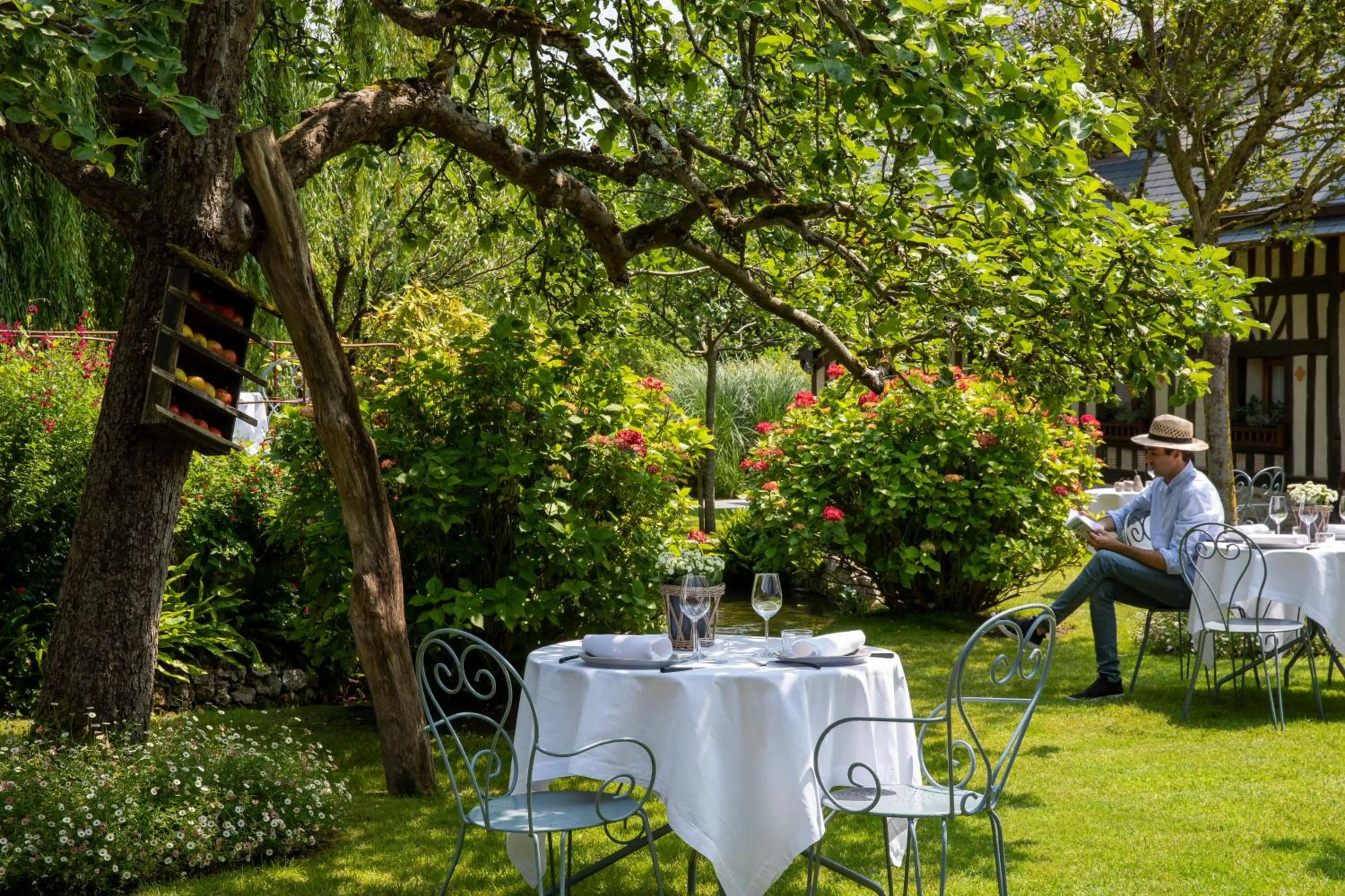 Patio in Auberge de la Source - Hôtel de Charme, Collection Saint-Siméon