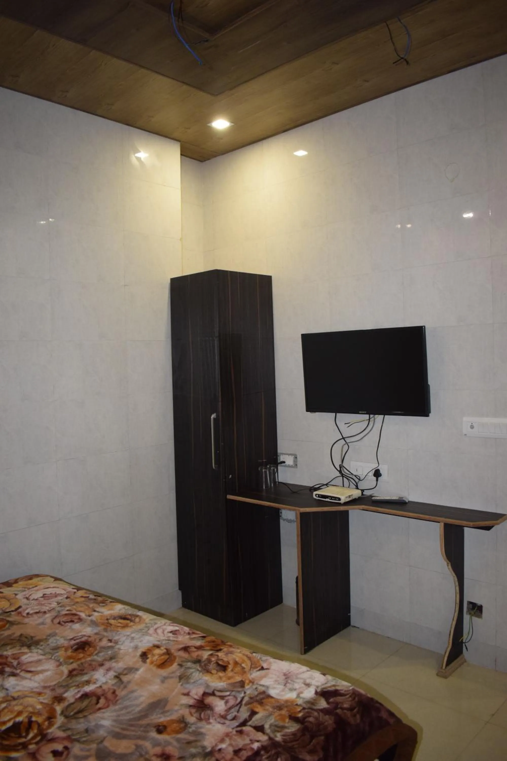 TV and multimedia, Bed in Hotel Star Light