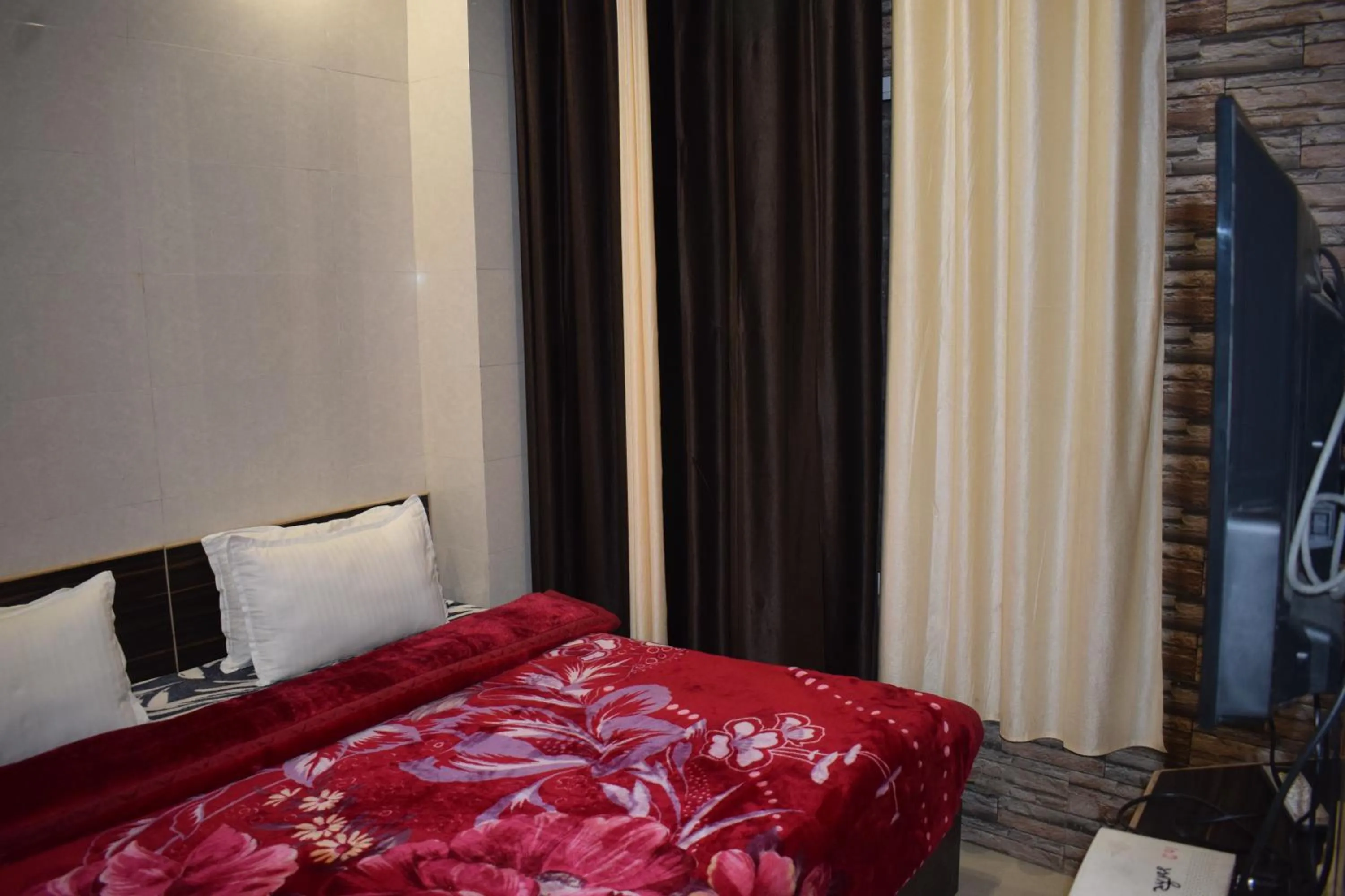 Bed in Hotel Star Light