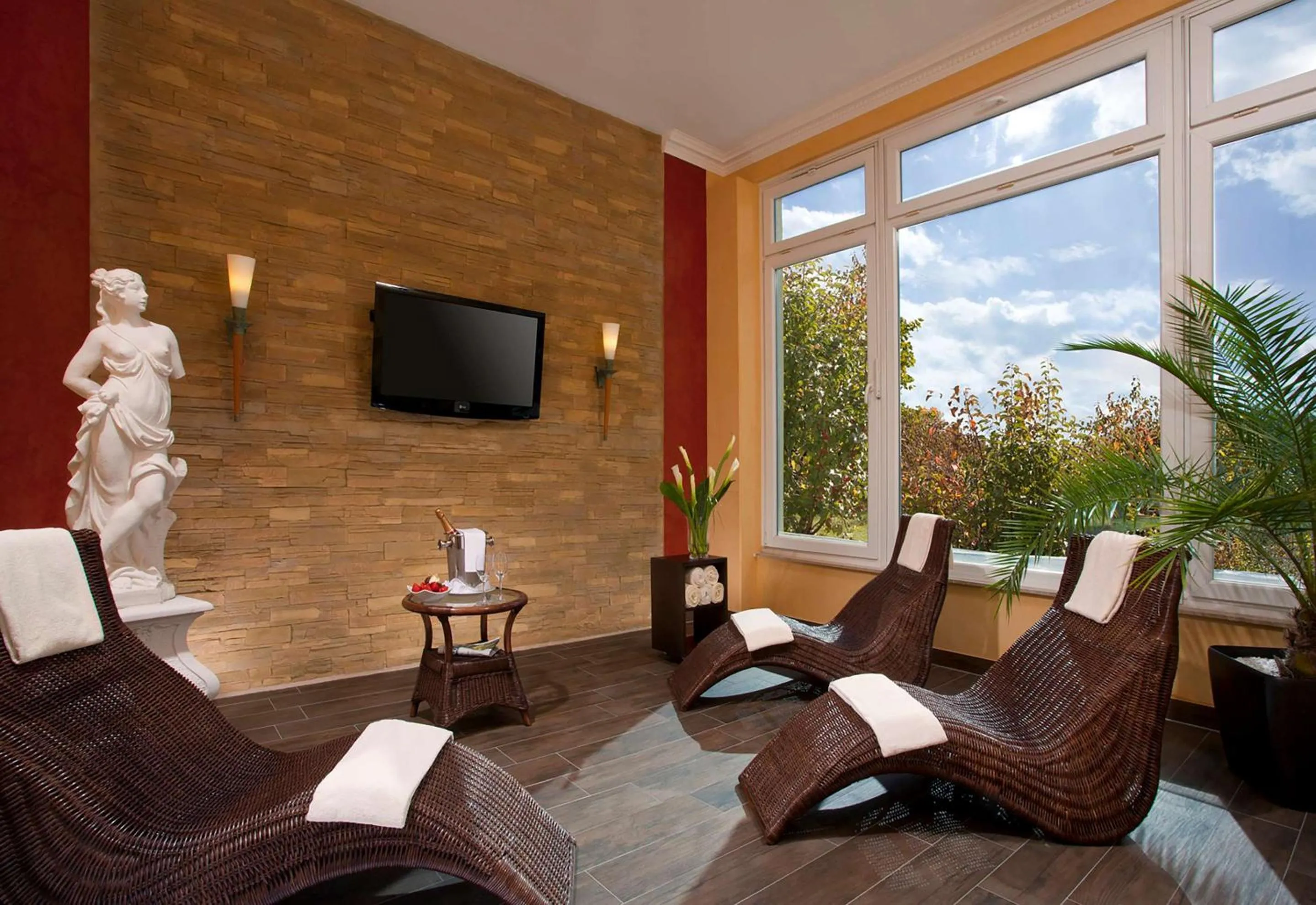 Lounge or bar in Dorint MARC AUREL Spa & Golf Resort